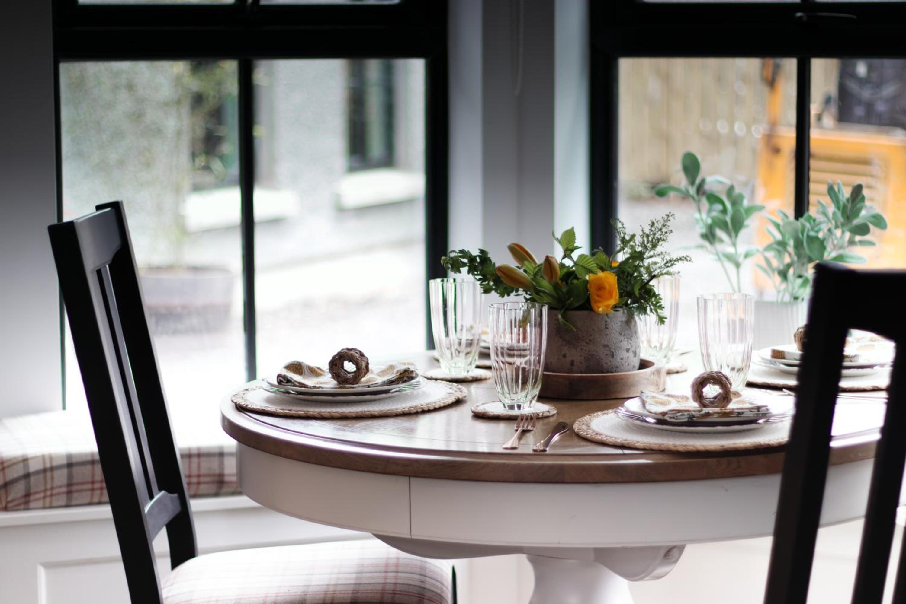 Hotel Mary's Lane - Image 1