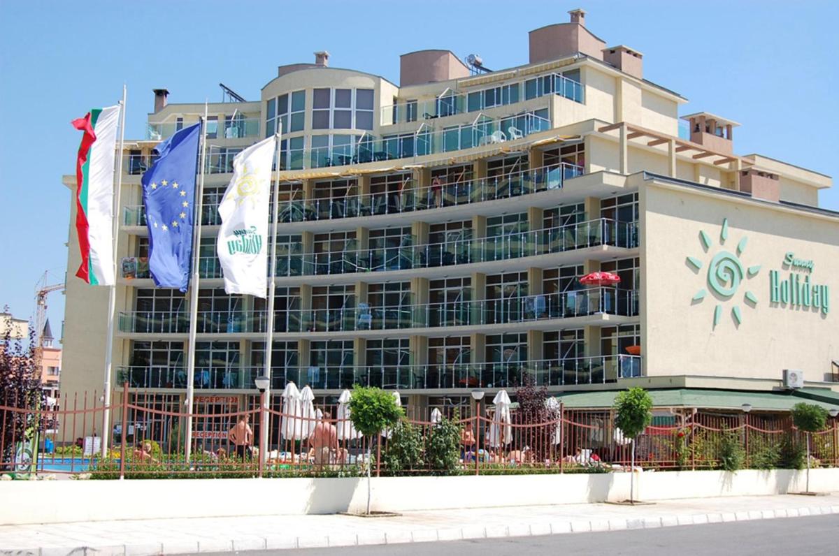 Julia Family - Menada Apartments