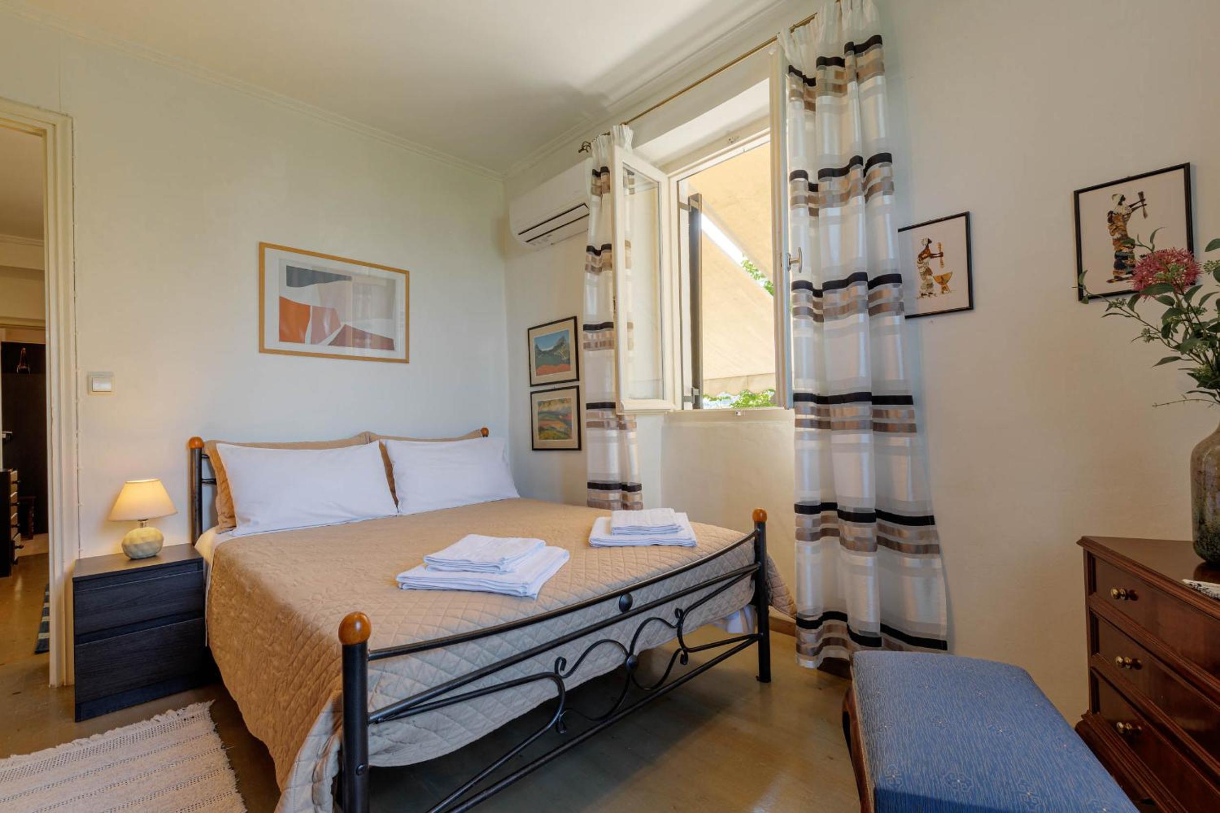 Eutuxia House