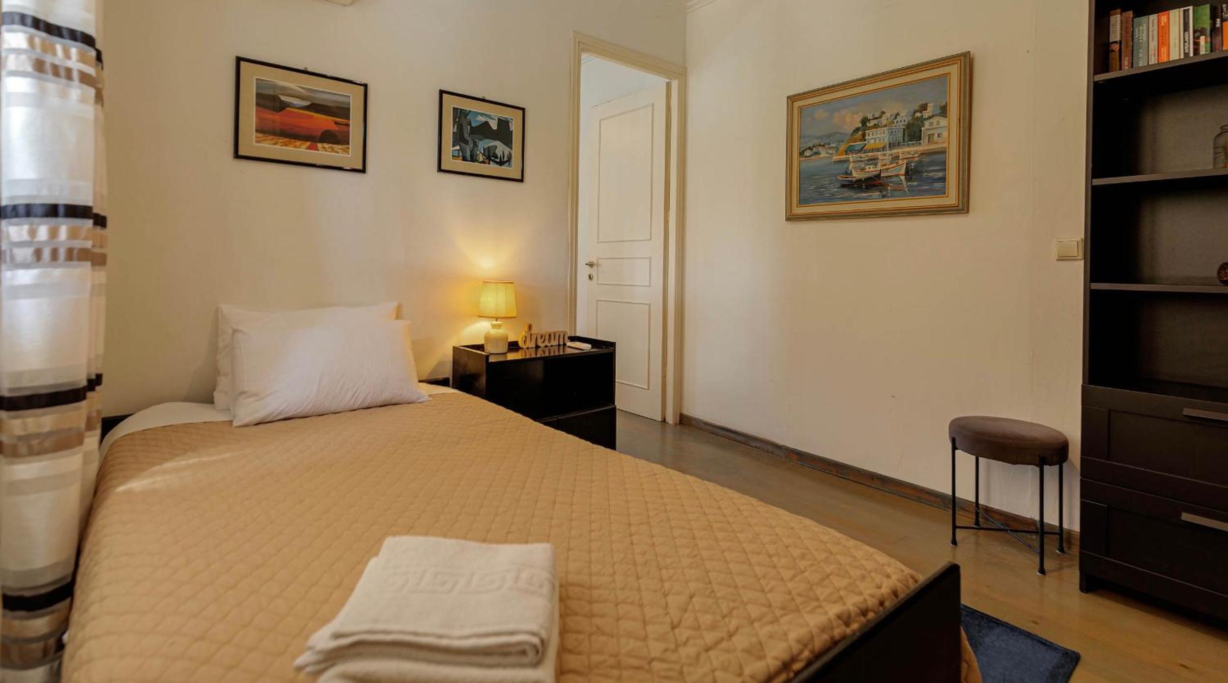 Eutuxia House