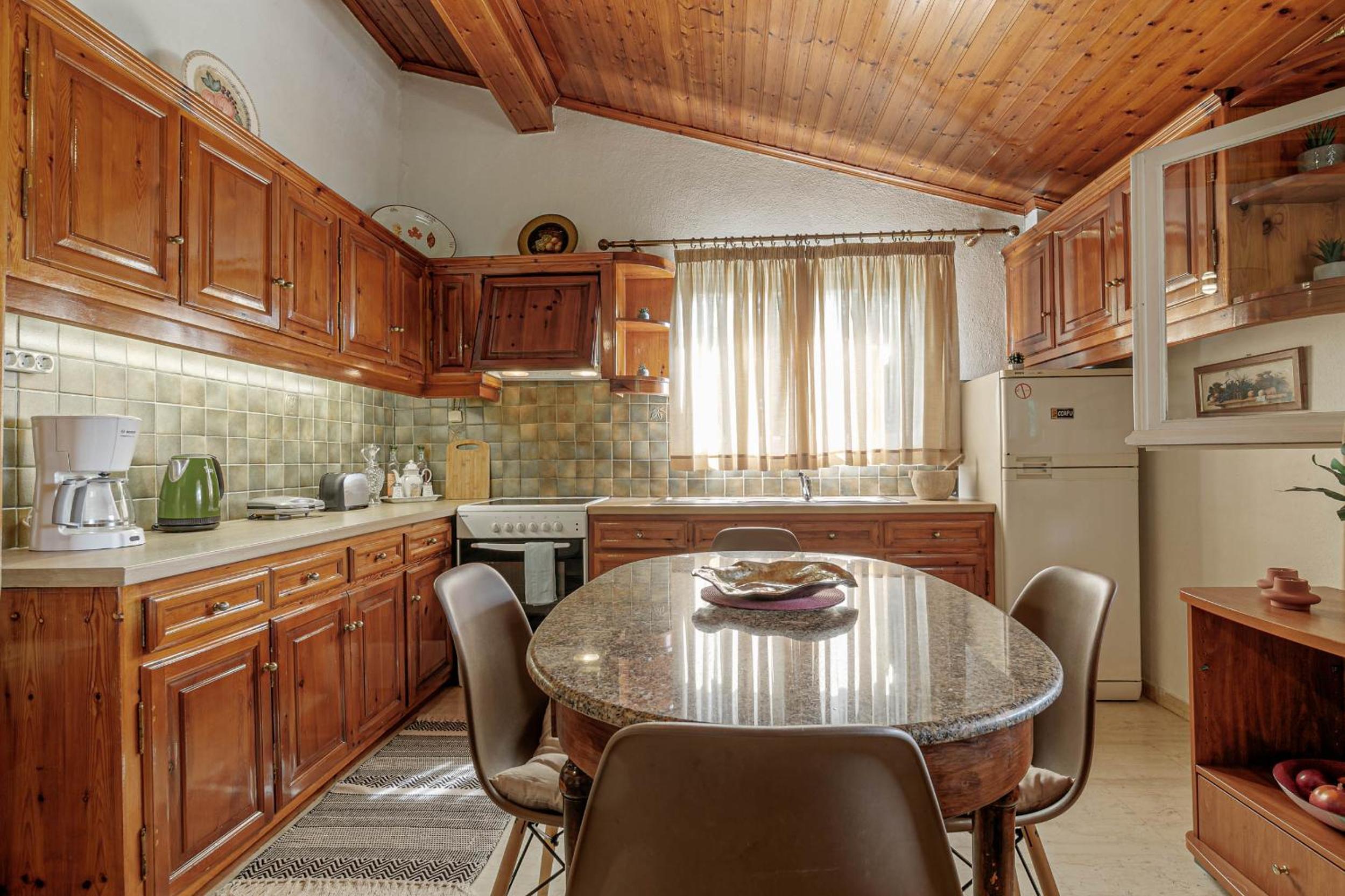 Eutuxia House