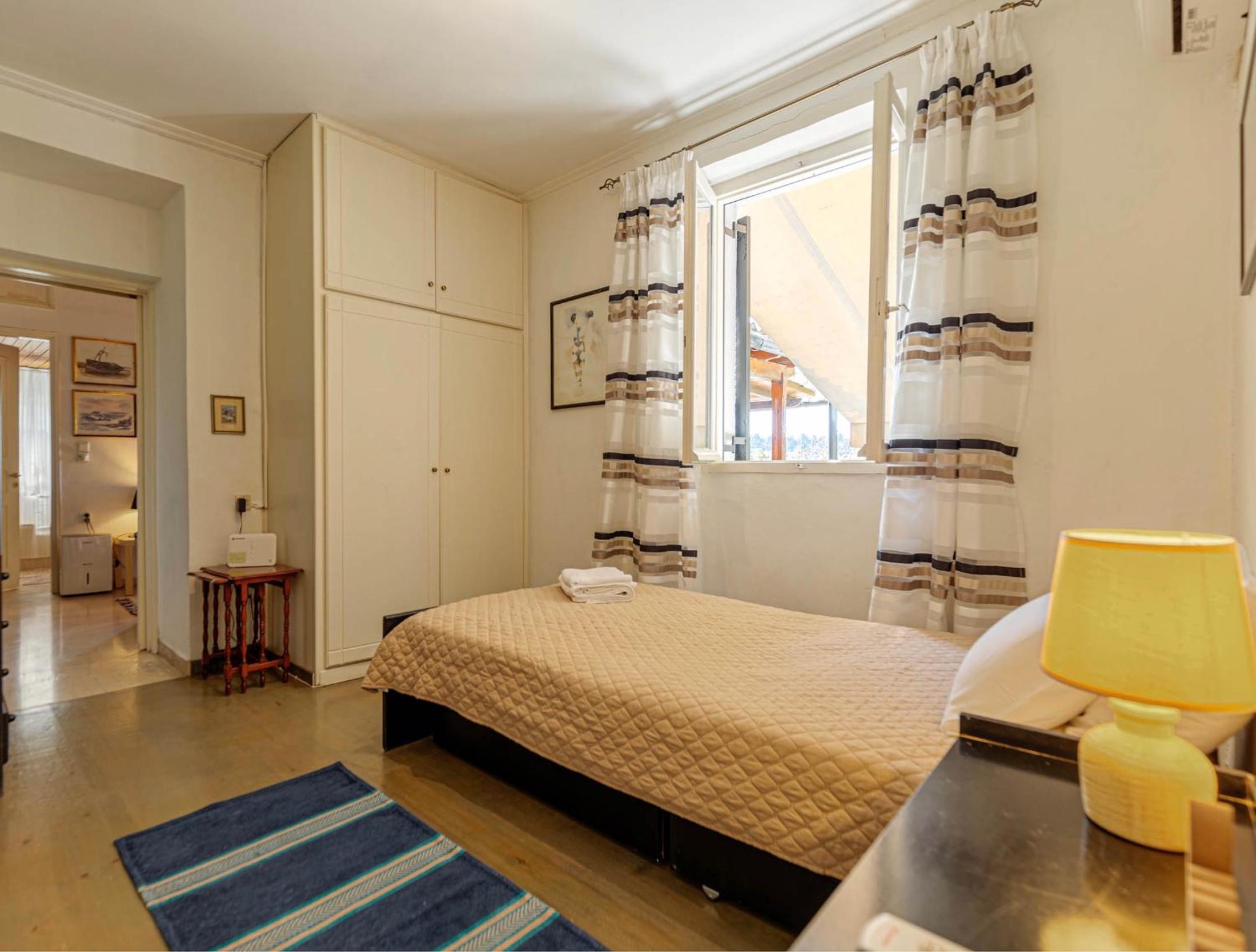 Eutuxia House