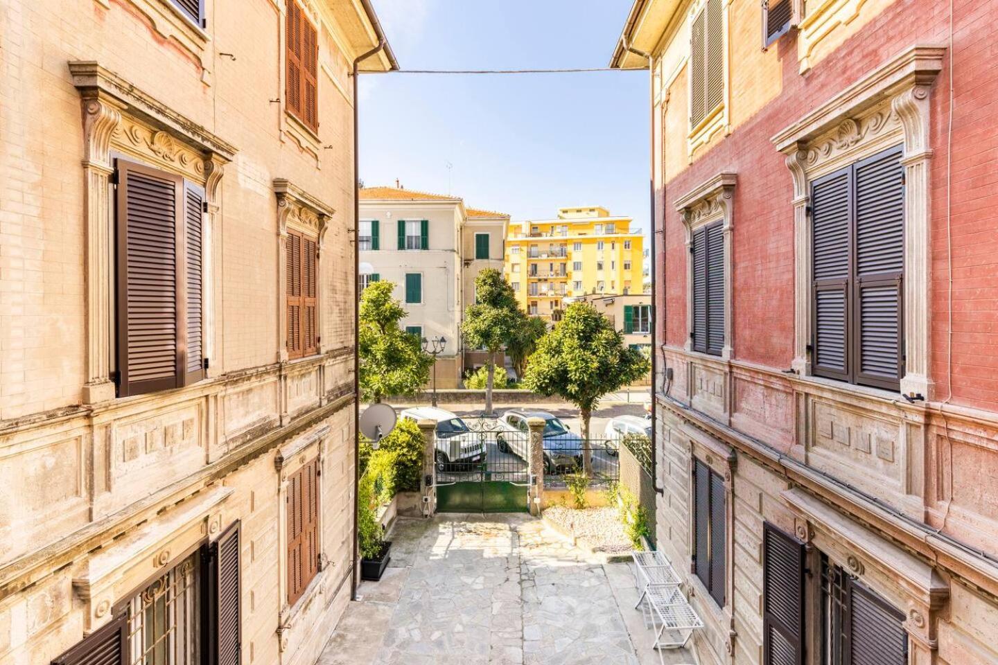 La Corte Albenga - Appartamento o Camera con Posto Auto privato