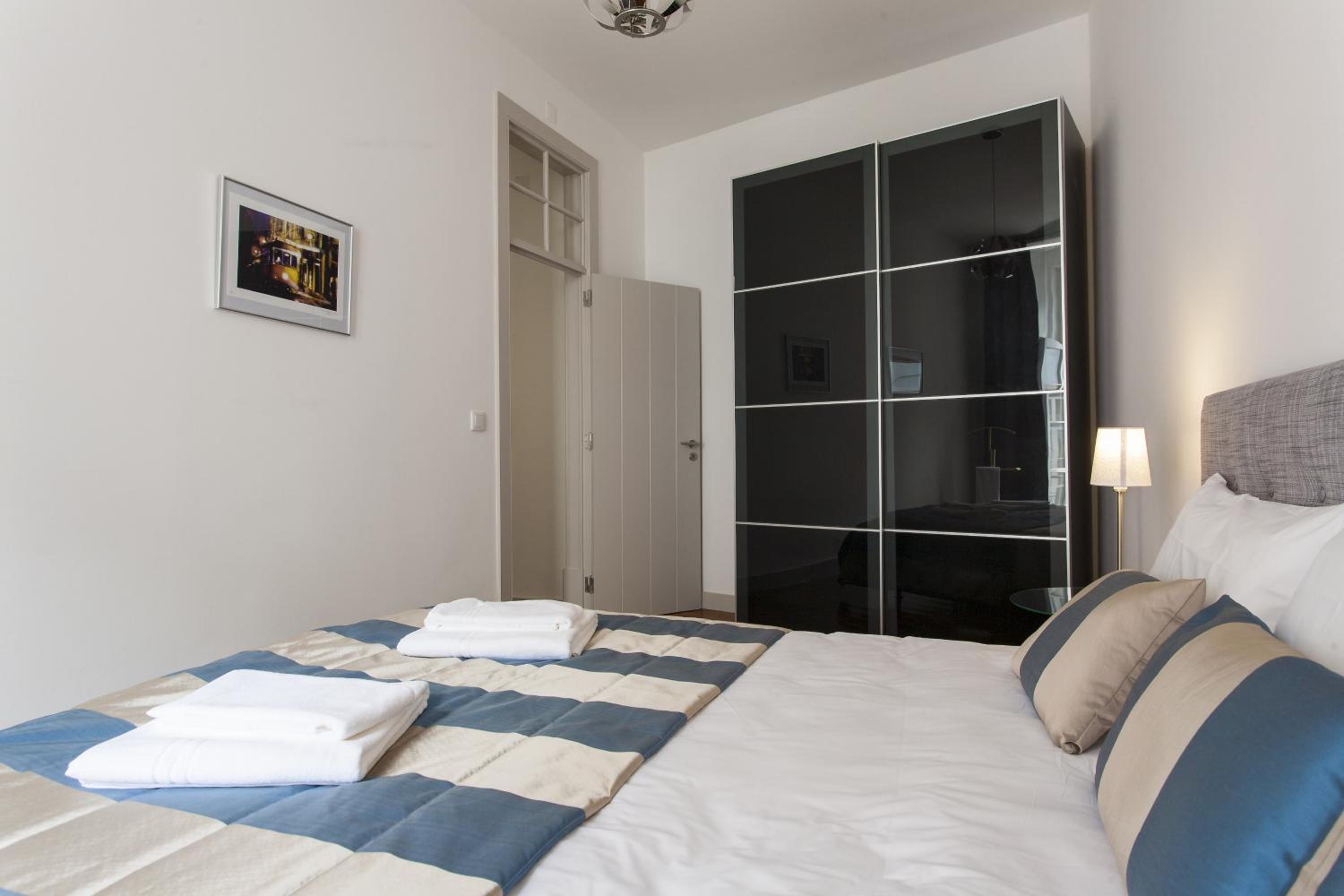 Downtown Cozy Apartment view 2