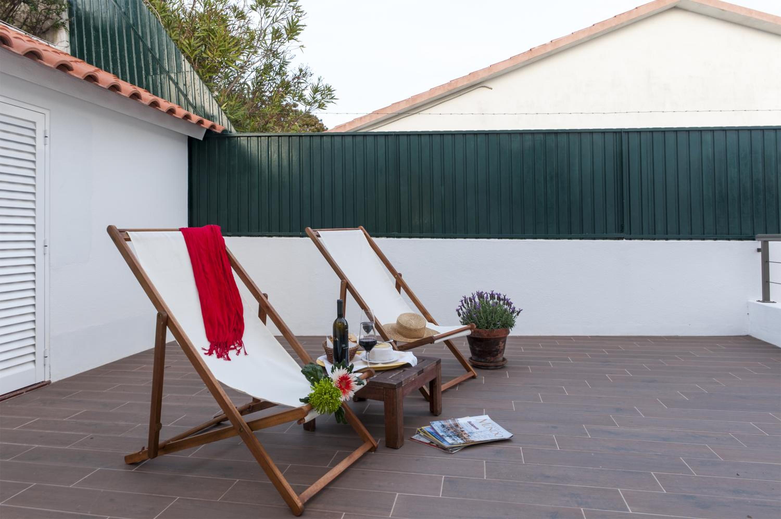 Beachouse - Surf, Bed & Breakfast