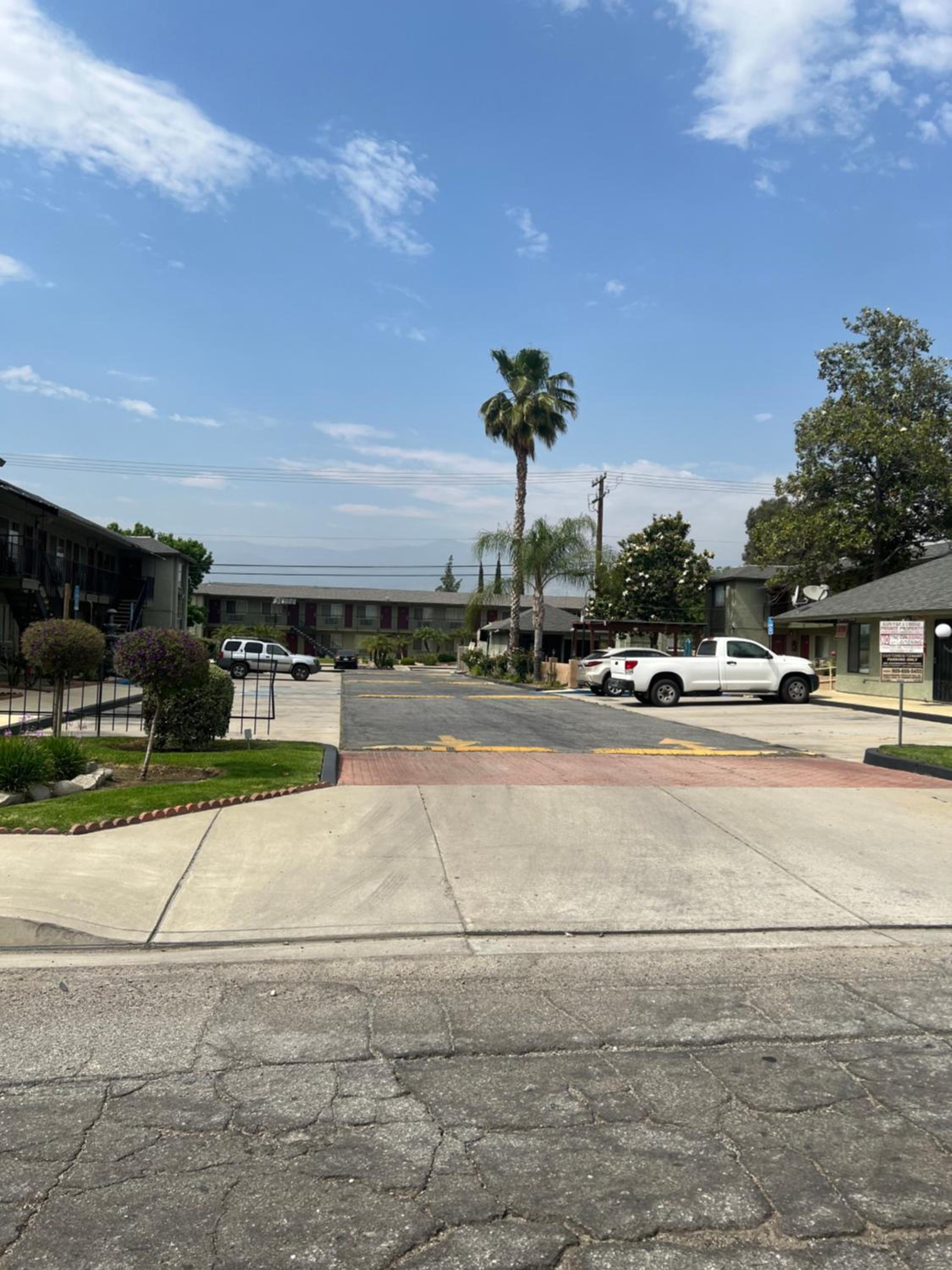 Sunpark Inn & Suites