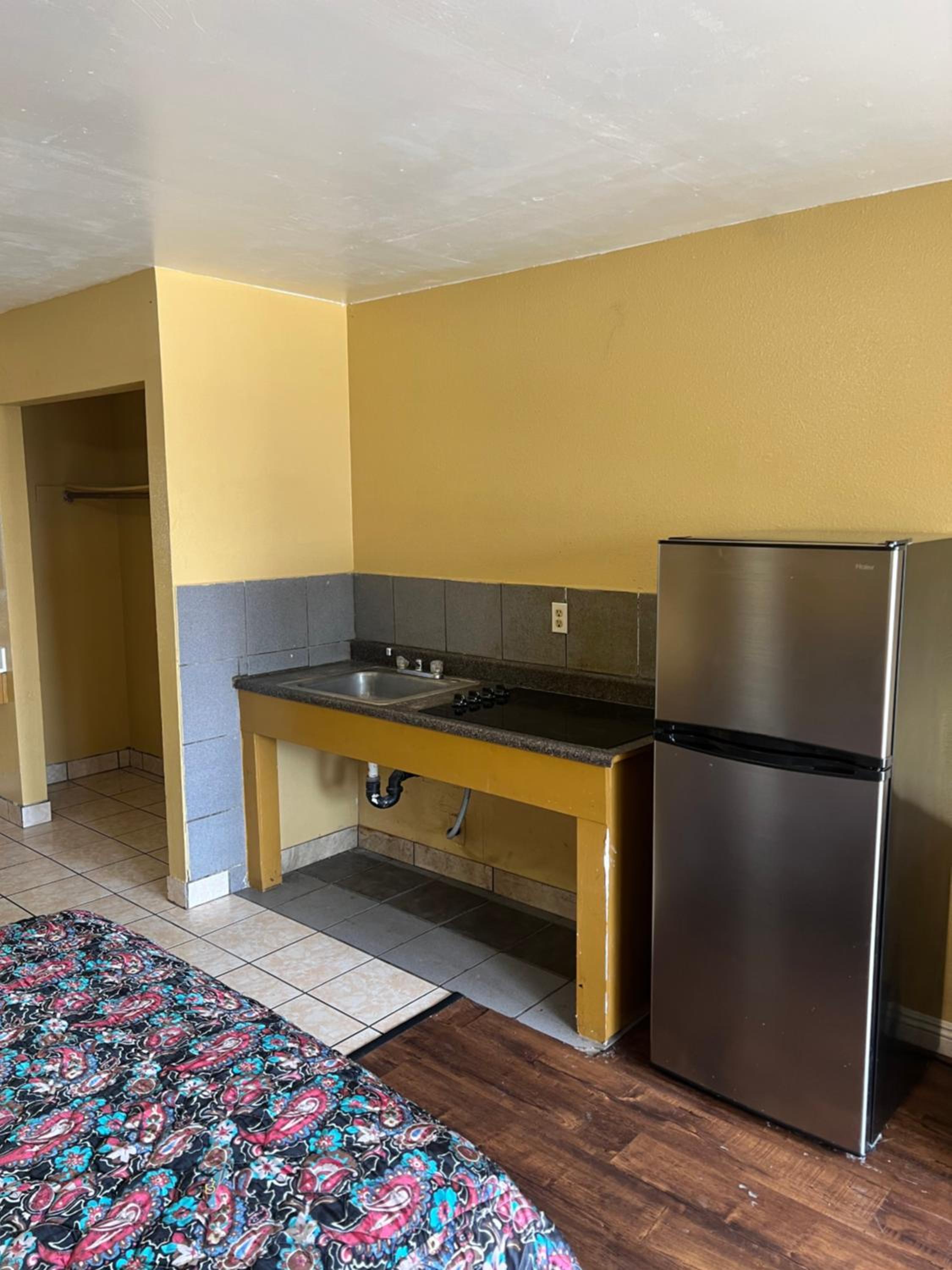 Sunpark Inn & Suites