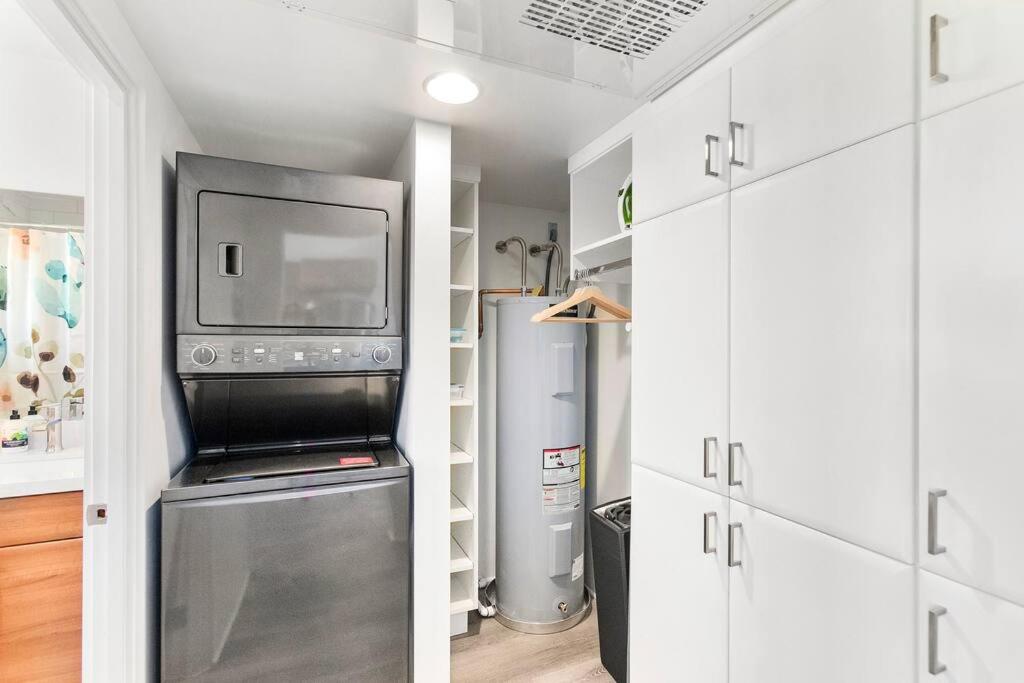 Retro Studio in the Heart of DTPH - Very Walkable view 4