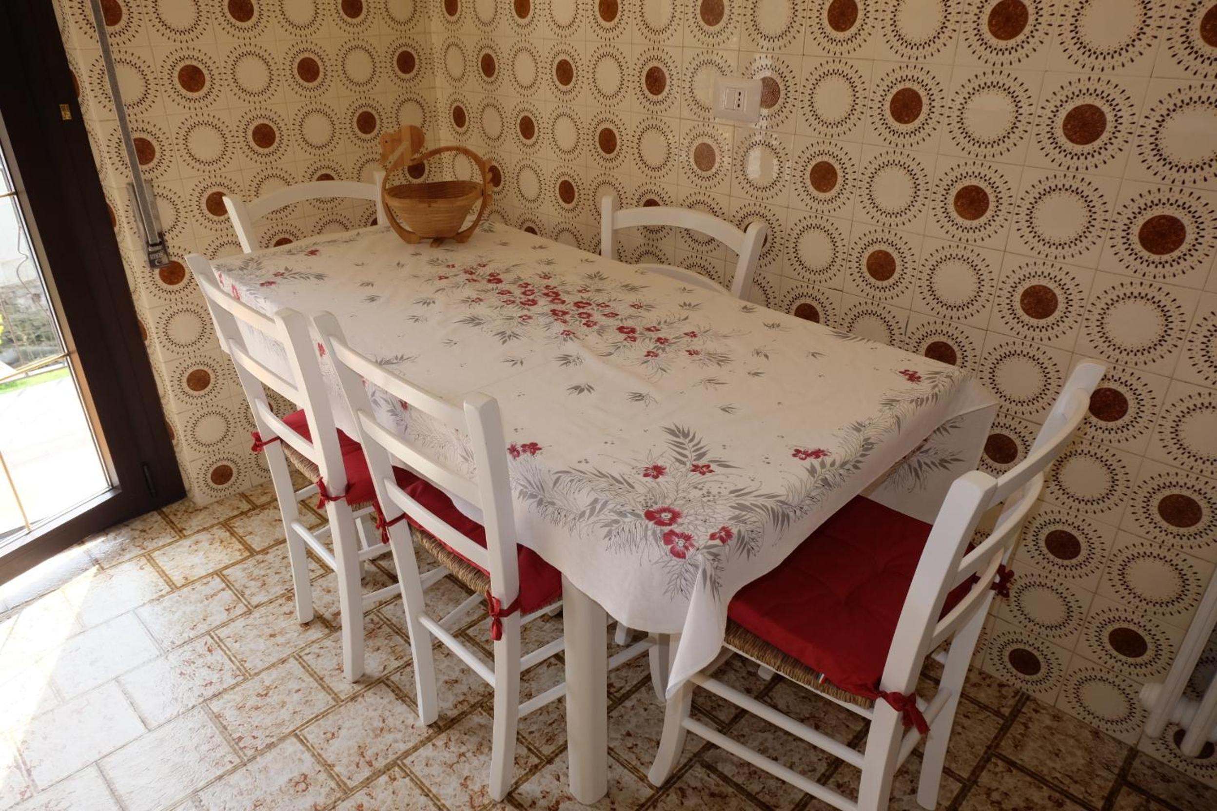 B&B L'Edera en Crodo — kitchen