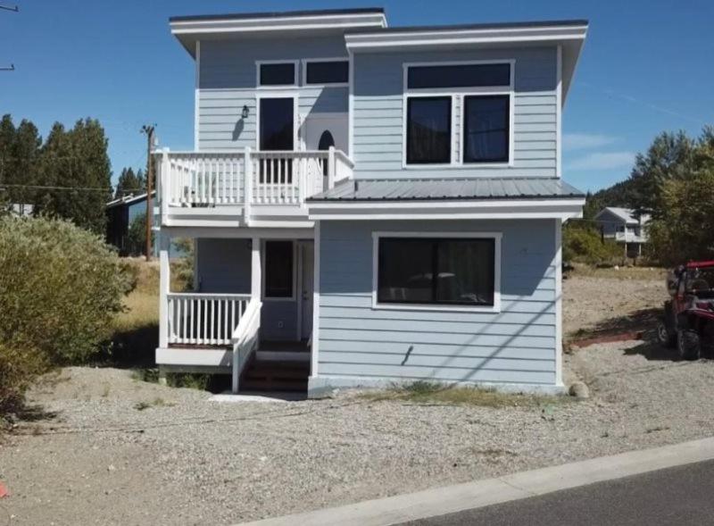 Rr-gull Lake Baby House view 3
