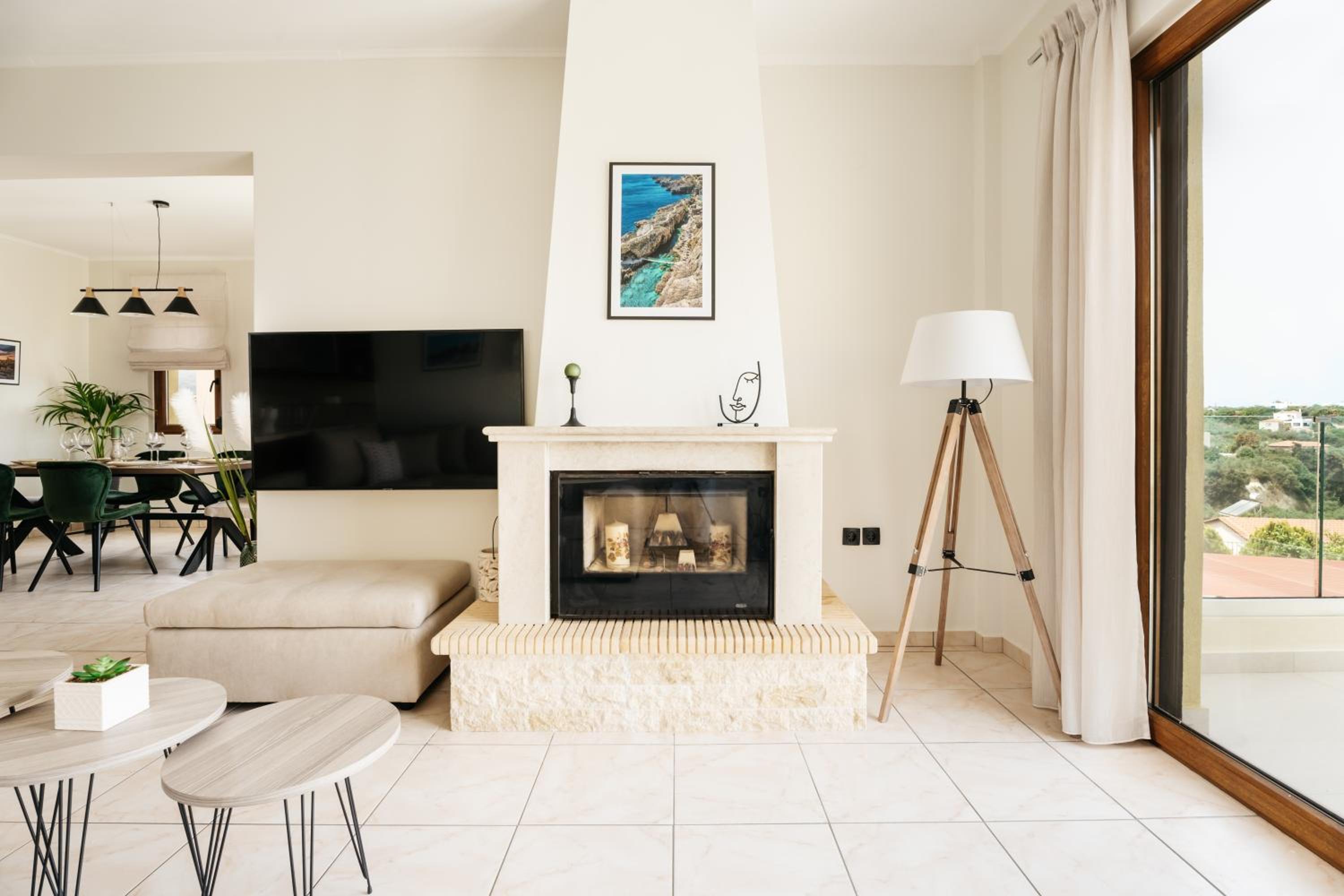 Avidianos' -Family Perfect- Residence view 4
