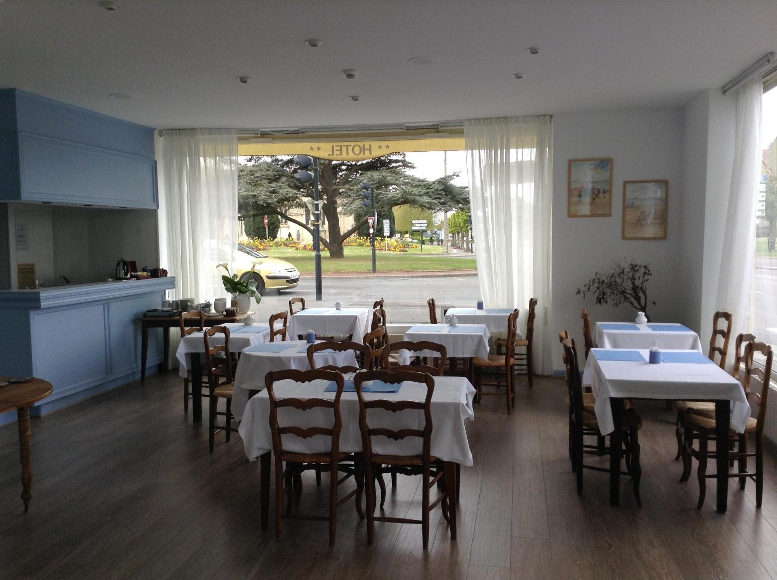 Cabourg Vacations - Hotel Du Parc - Property Image 9
