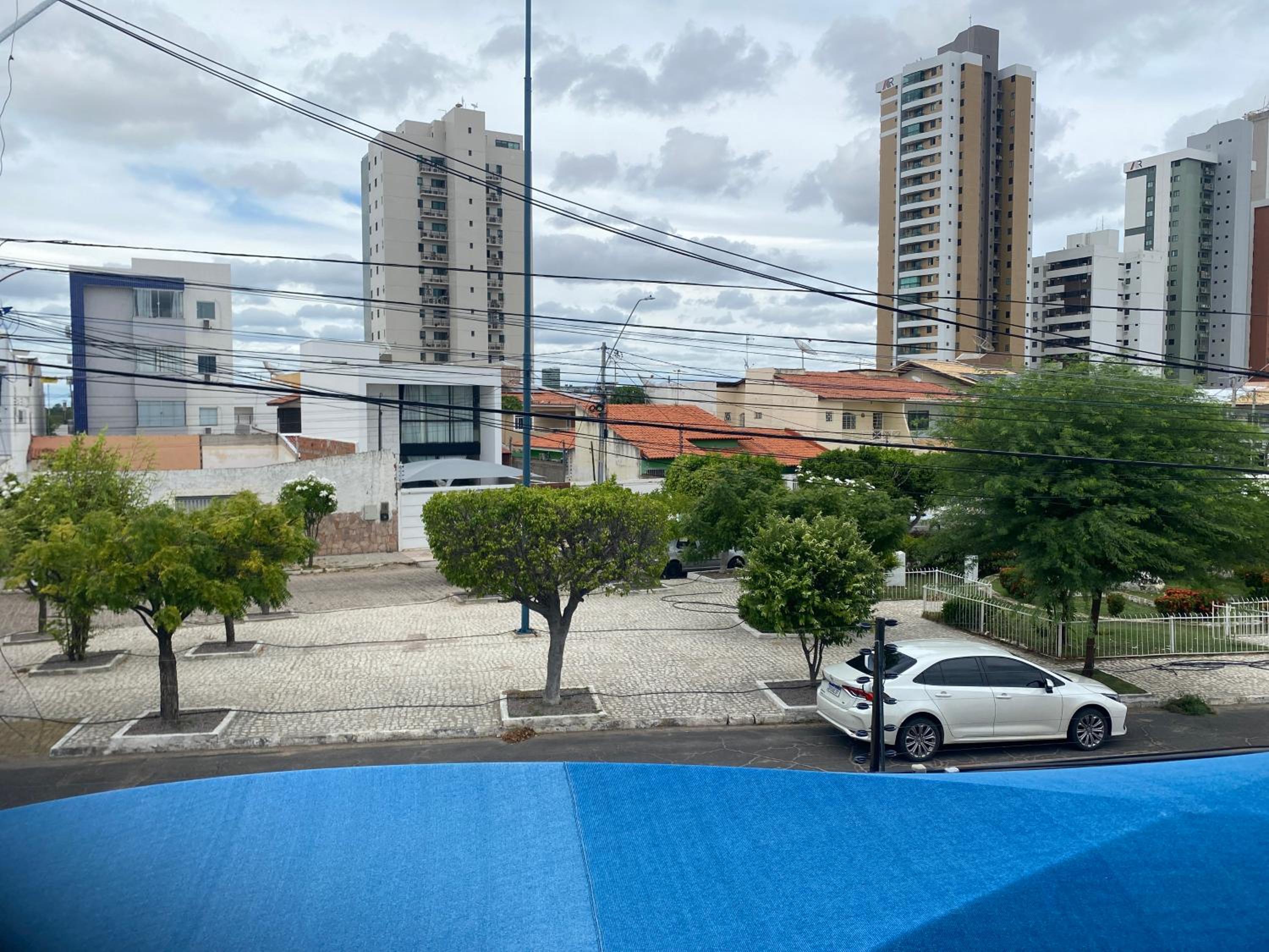 Próx a orla, 14 pessoas, ar condicionado e garagem