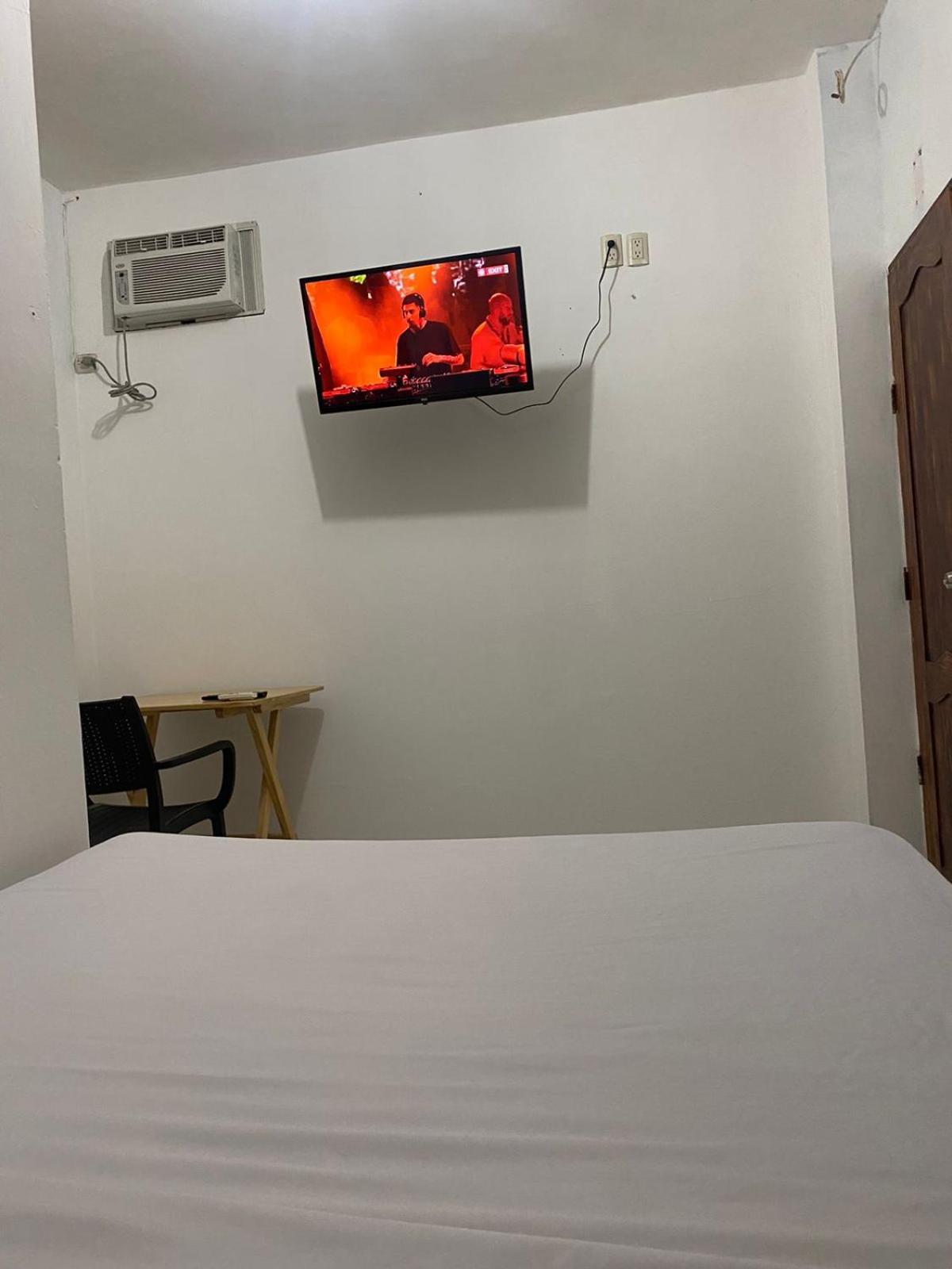 UFO Rooms