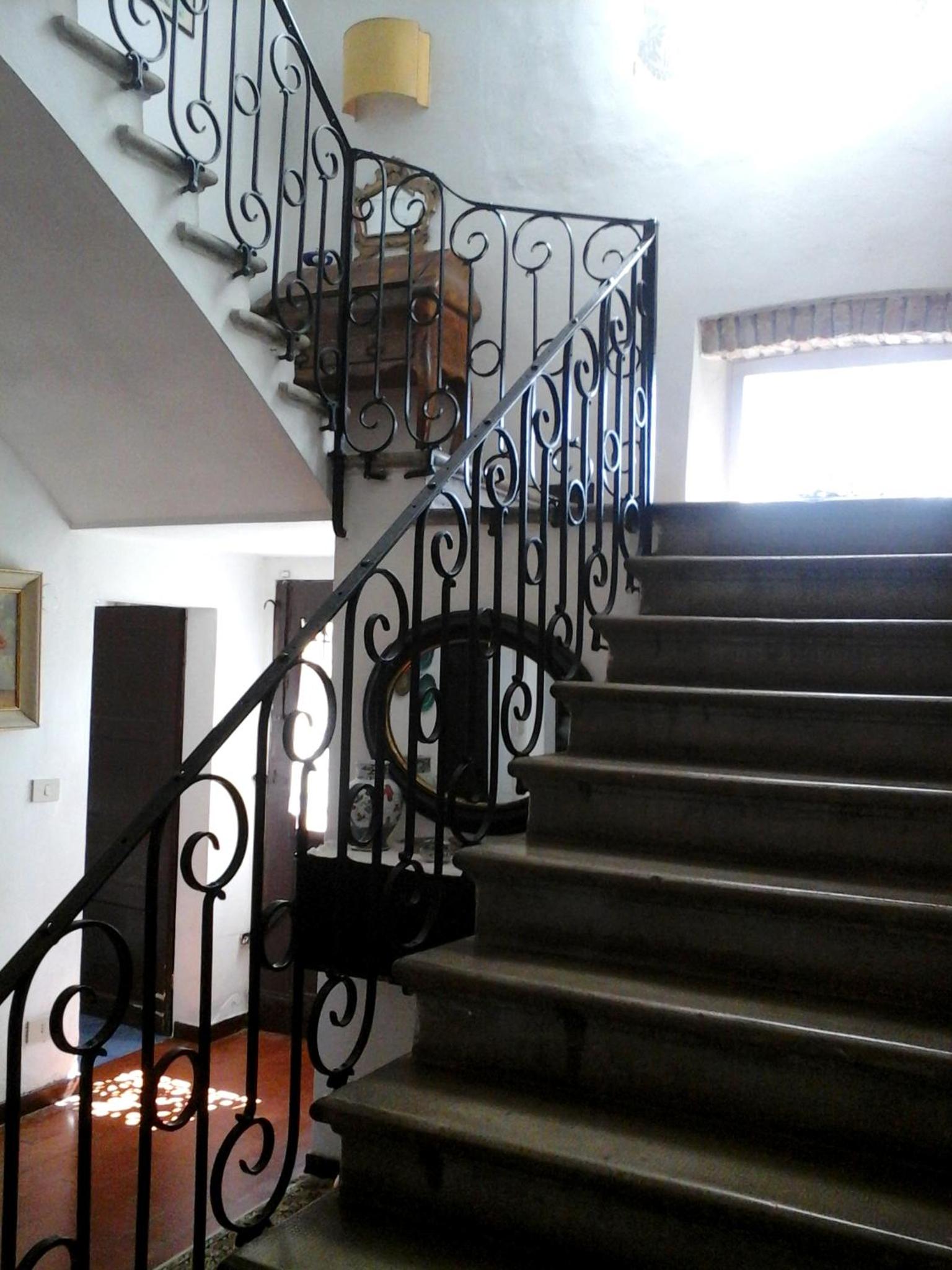 Photo 33