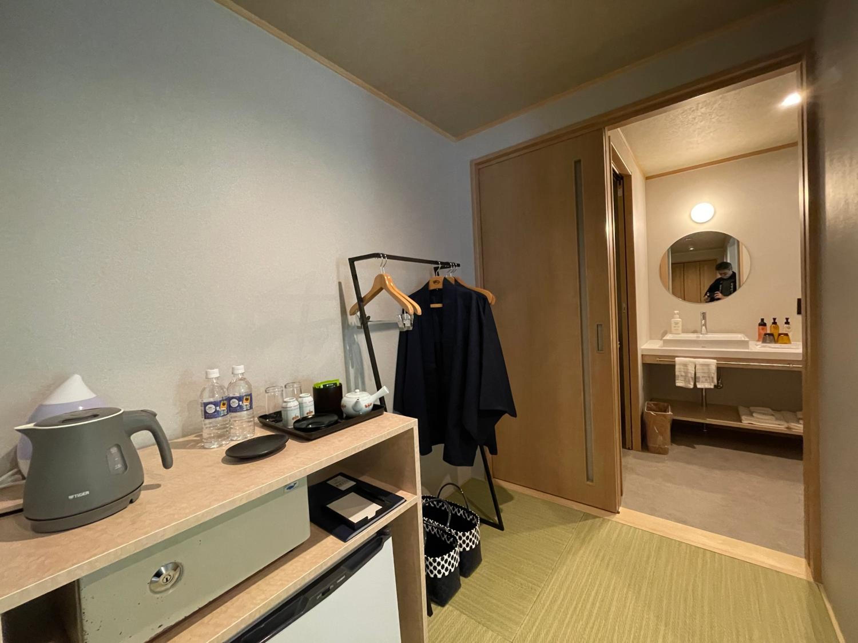 Photo 12