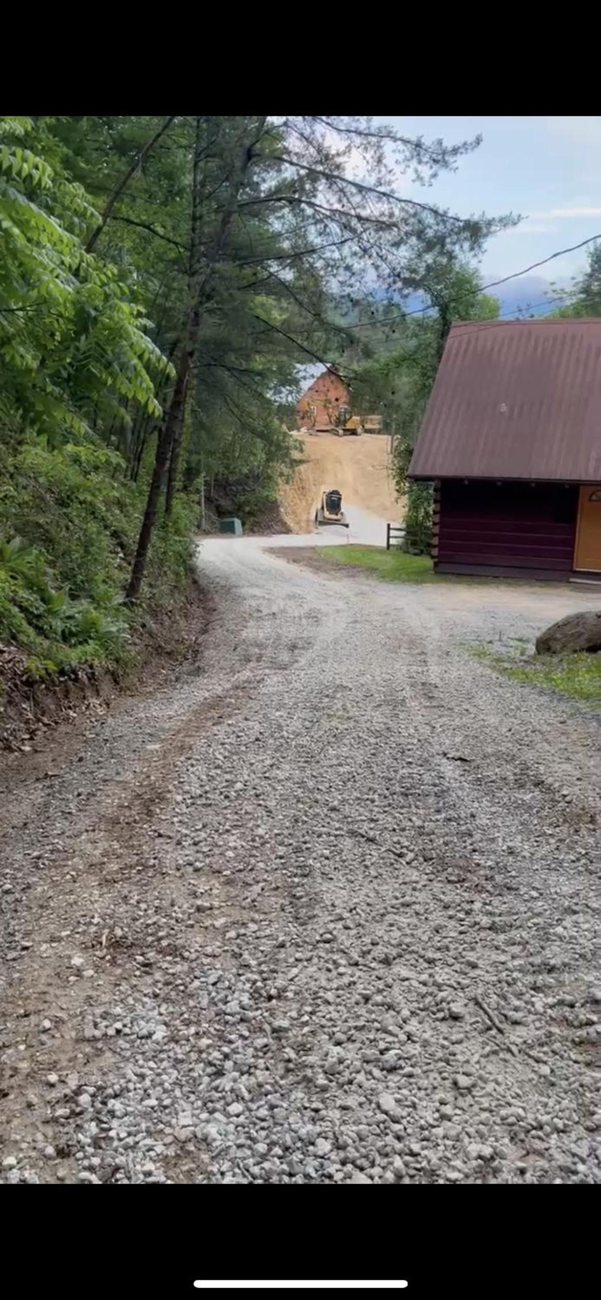 Dollywood! Dancing Bear 3-Bear Tracks-Newly Renovated view 2