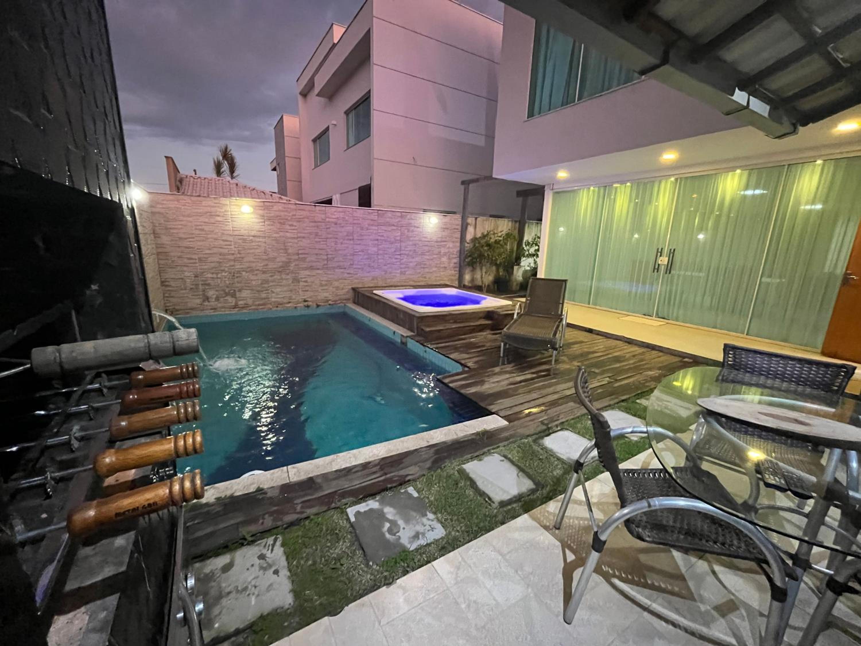 Duplex em Guarapari com piscina privativa!