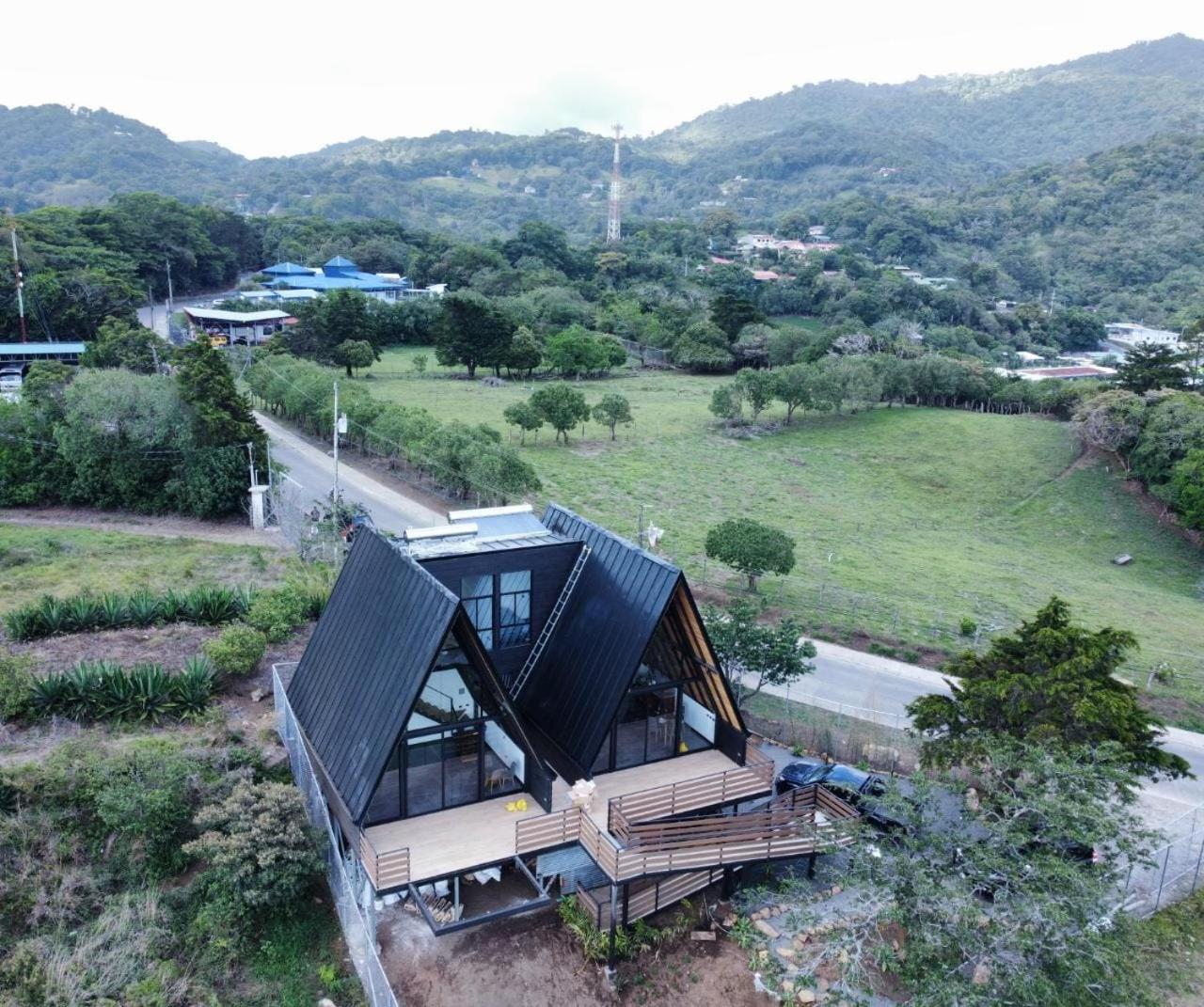Wind Houses, Casas de Viento
