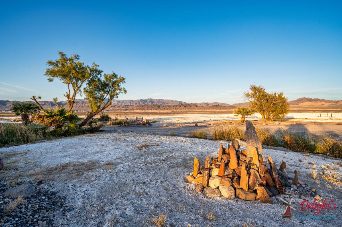 Delight's Hot Springs Resort