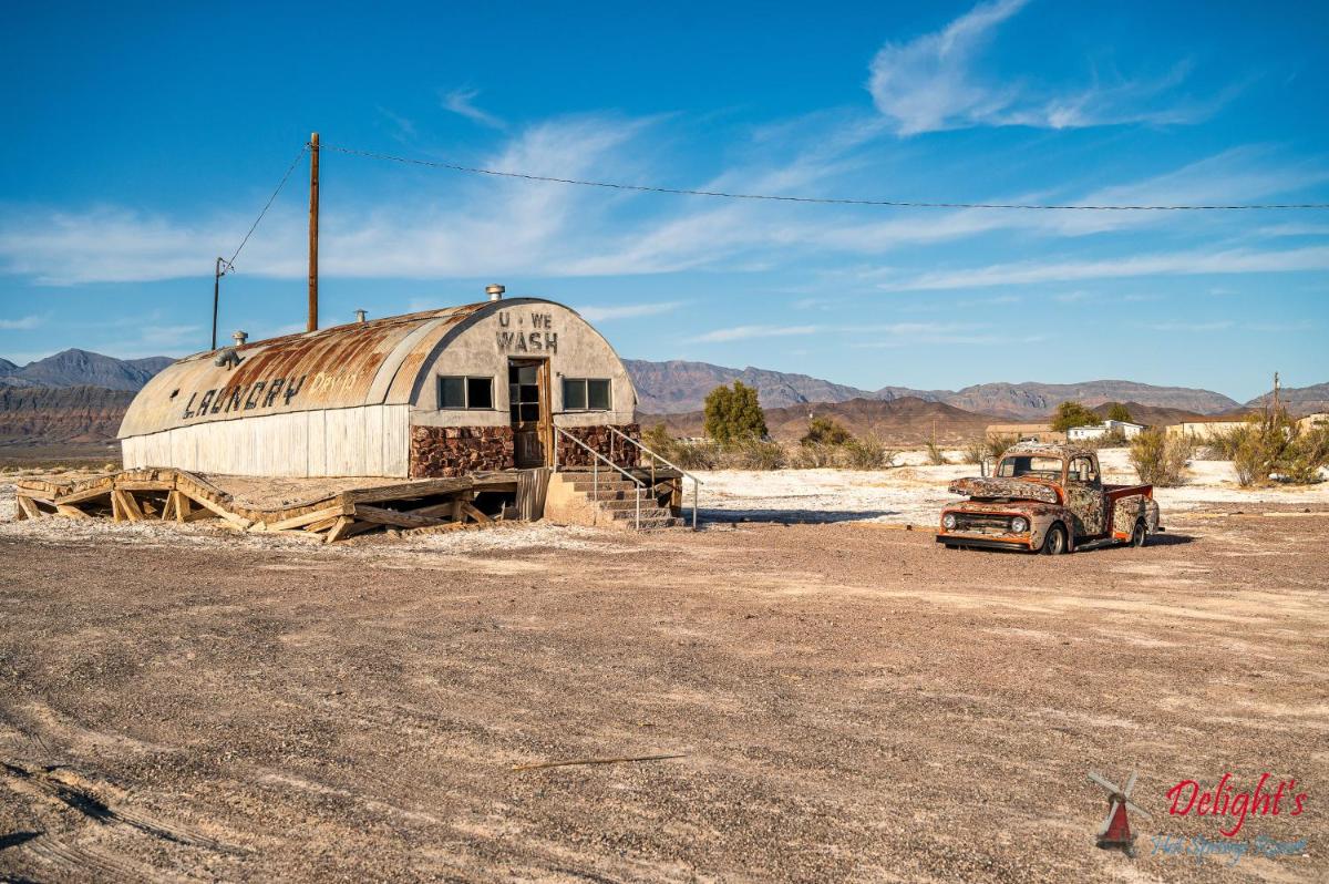 Delight's Hot Springs Resort