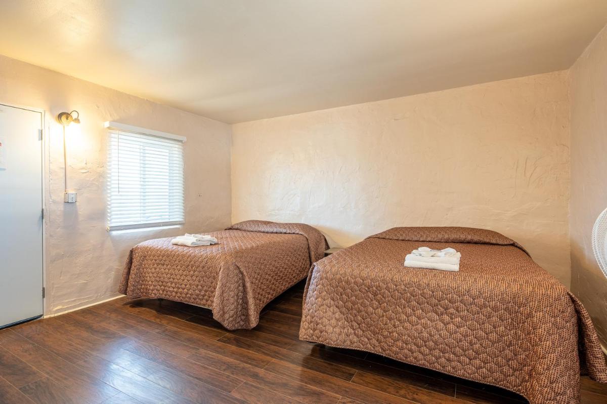 Delight's Hot Springs Resort