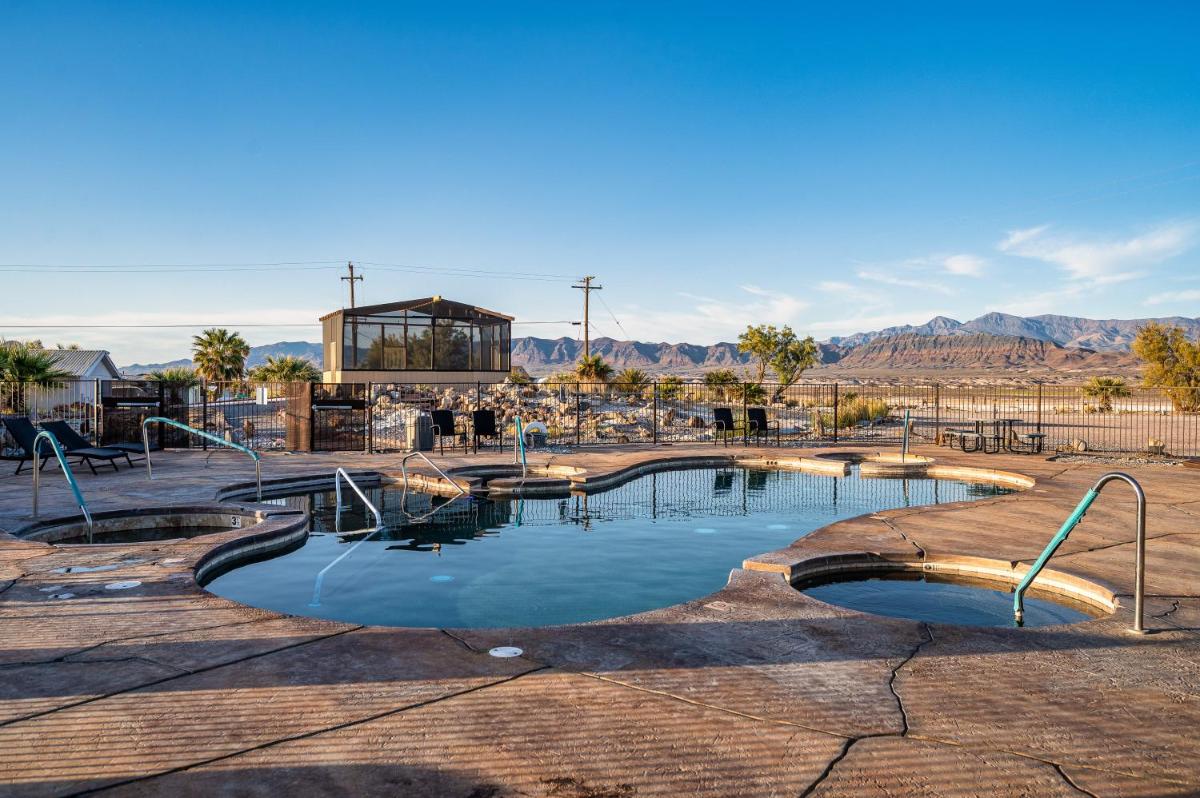 Delight's Hot Springs Resort