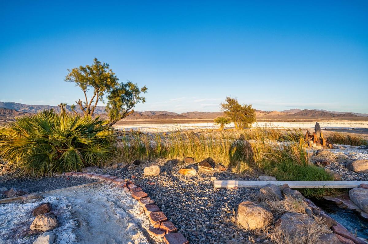 Delight's Hot Springs Resort