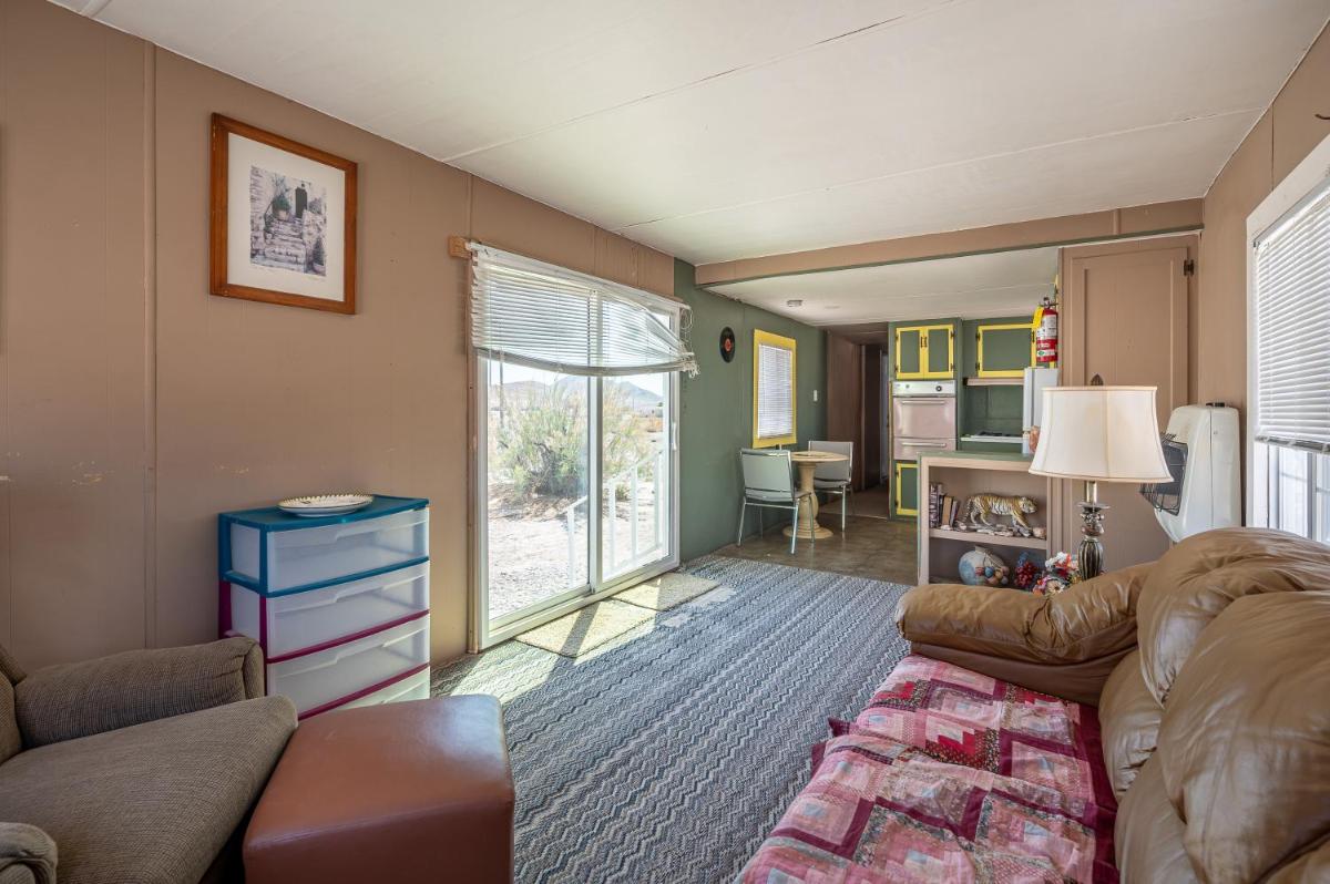 Delight's Hot Springs Resort