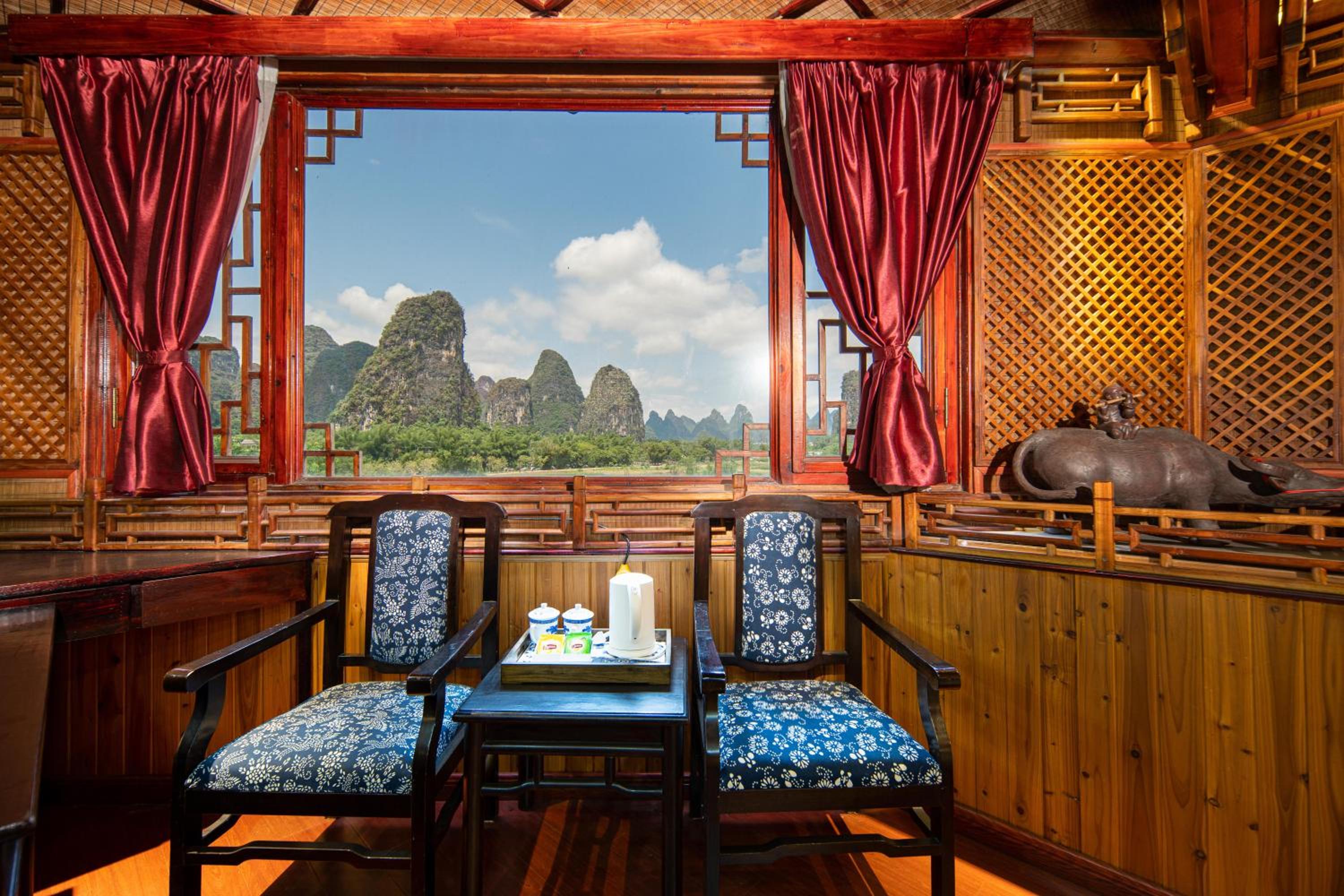 Li River Gallery Lodge