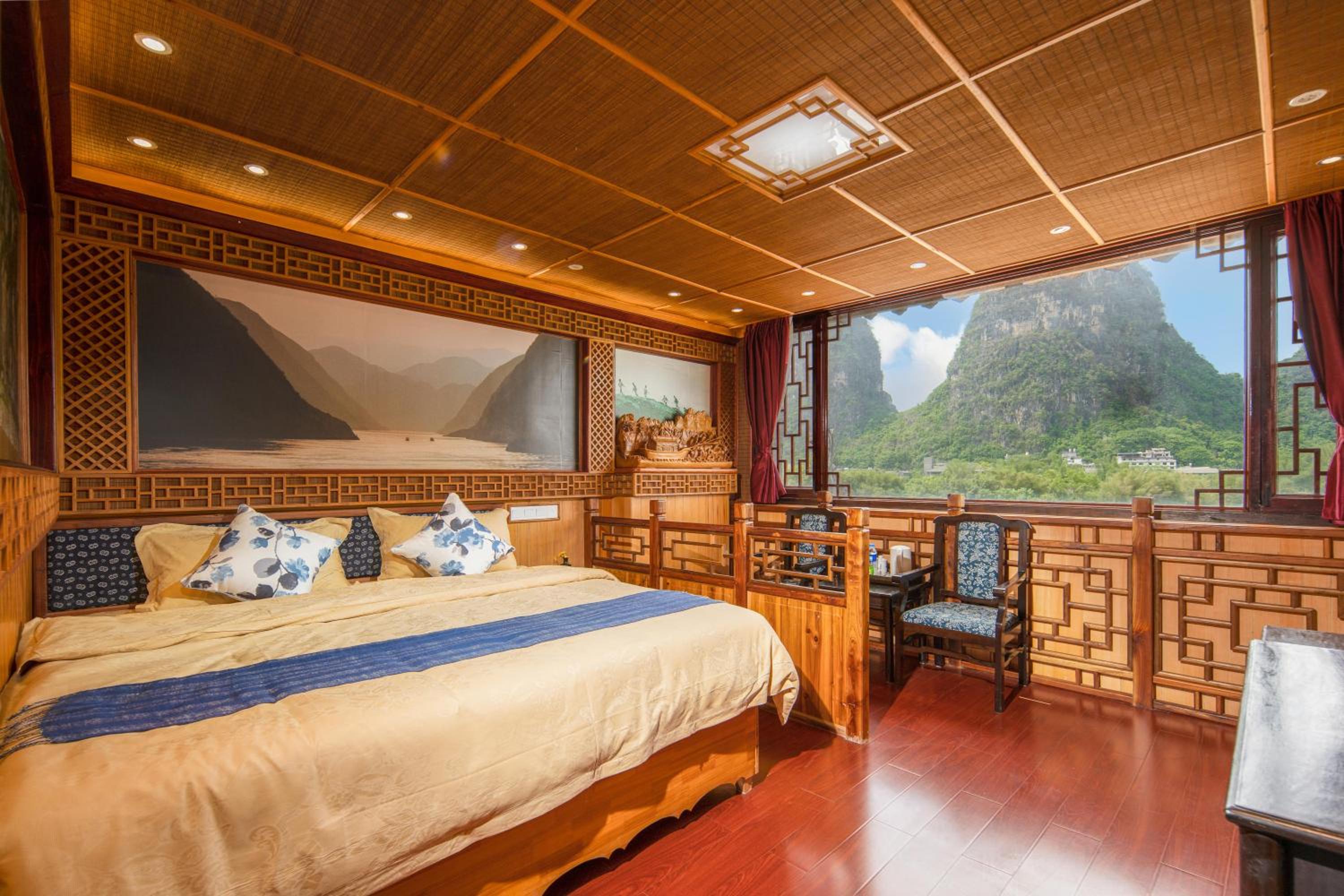 Li River Gallery Lodge