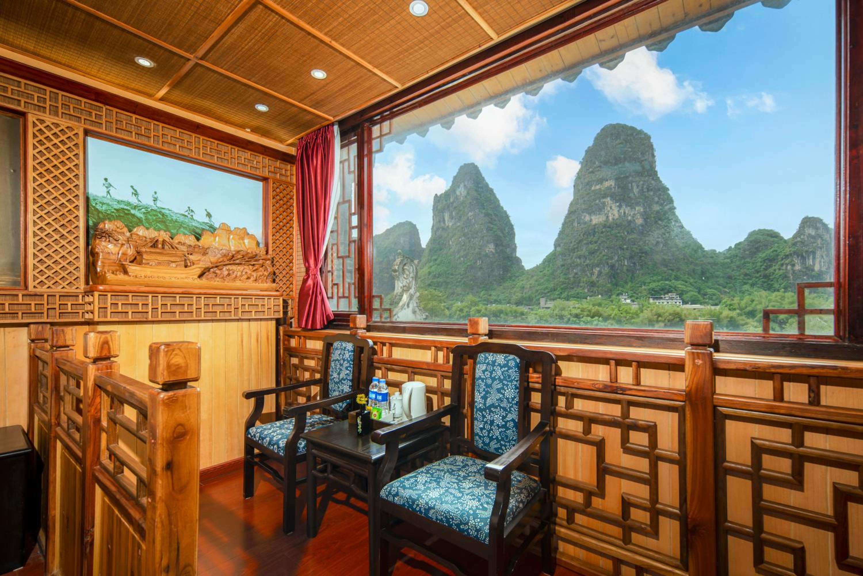 Li River Gallery Lodge