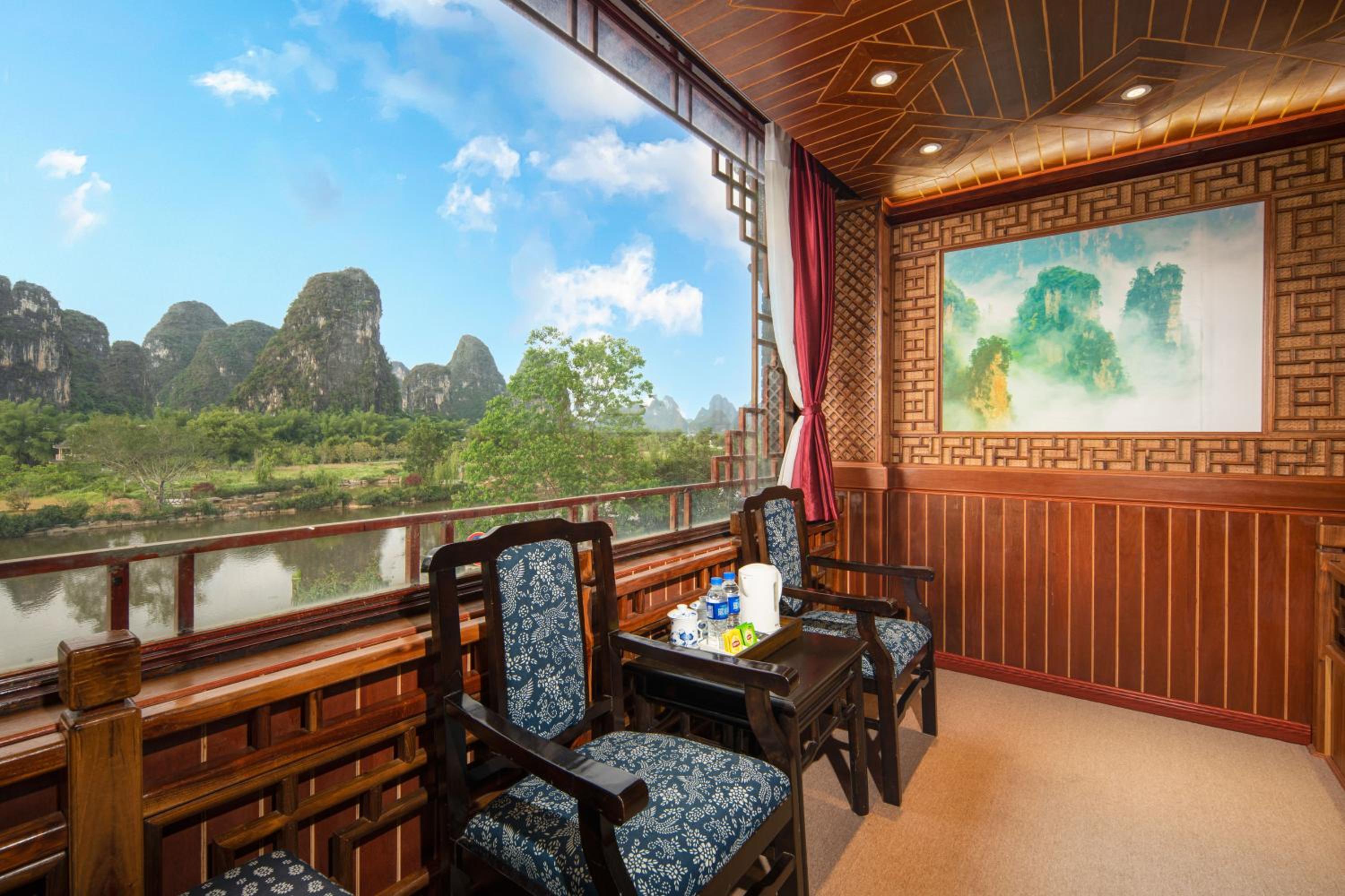 Li River Gallery Lodge