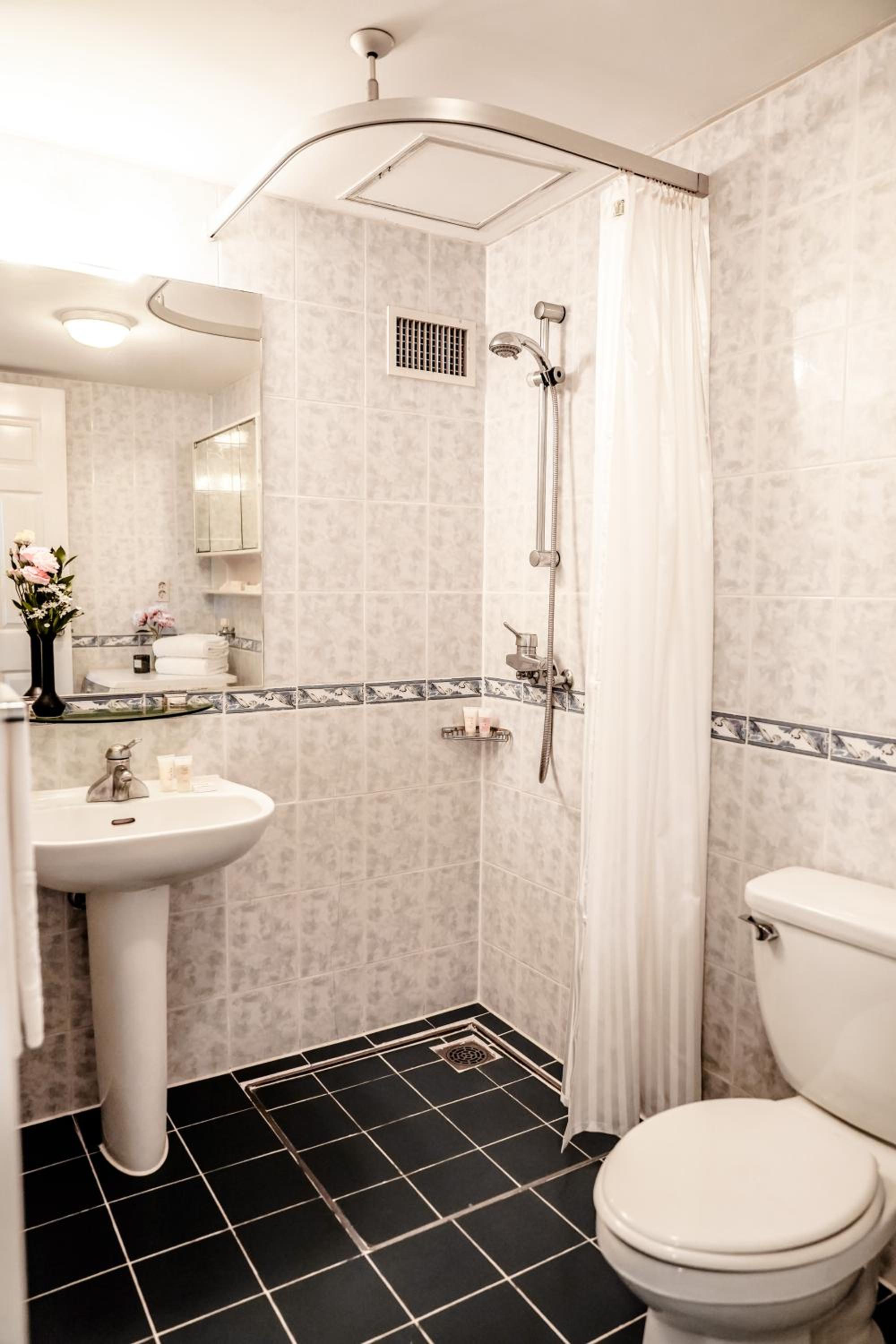 Daeha Serviced Apartment