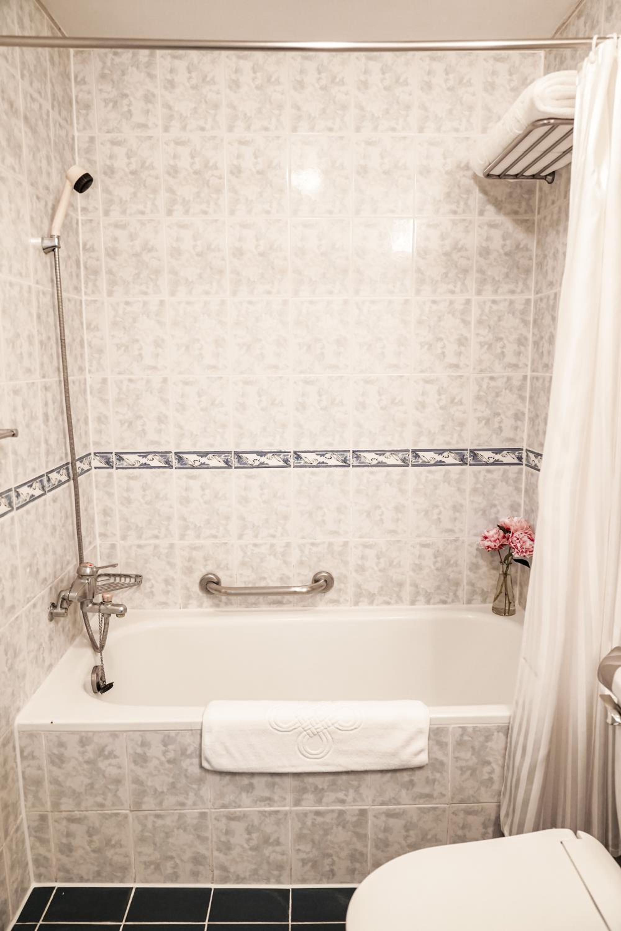 Daeha Serviced Apartment