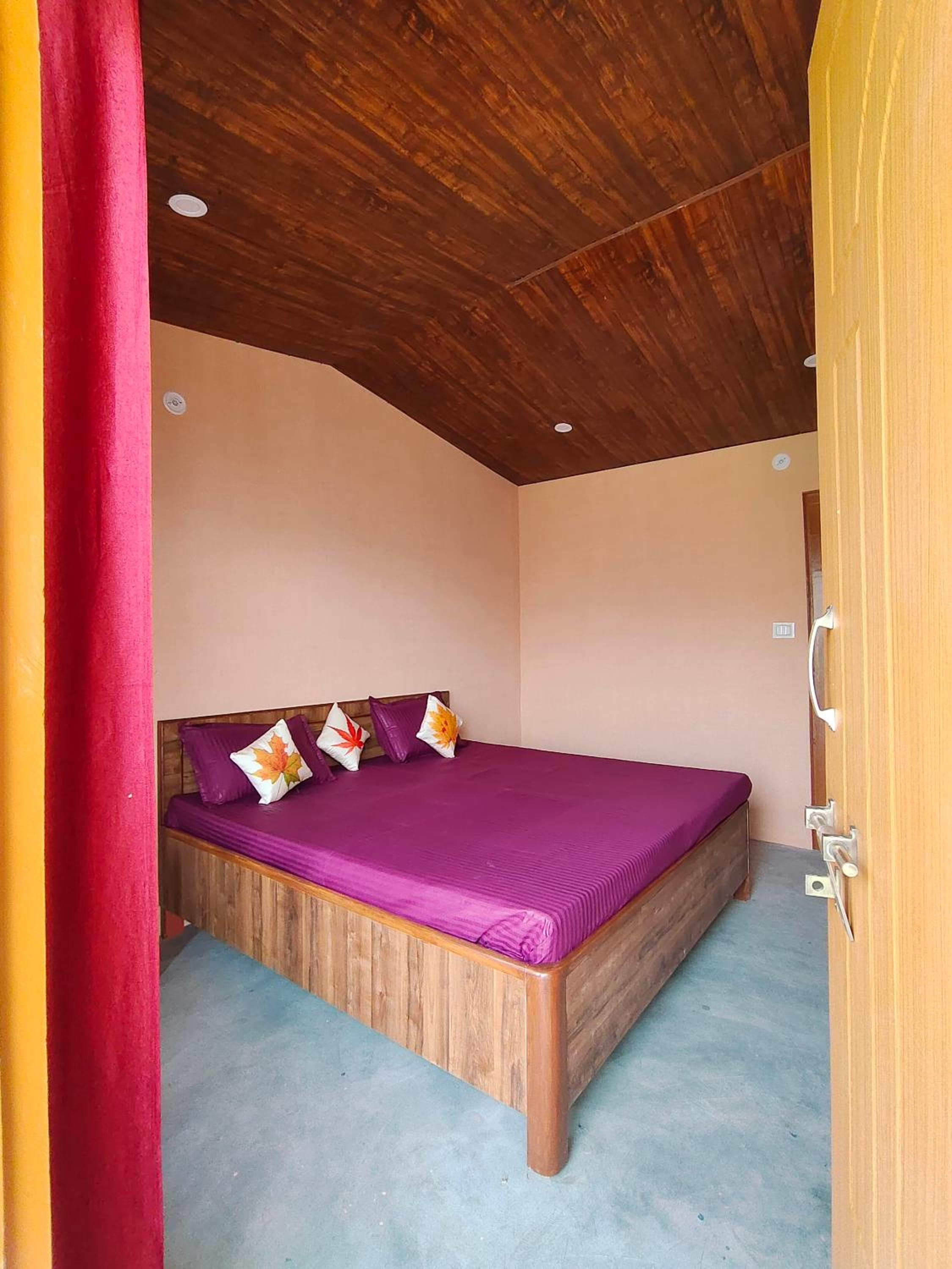 Shakoon Camps & Farmstay Nainital view 5