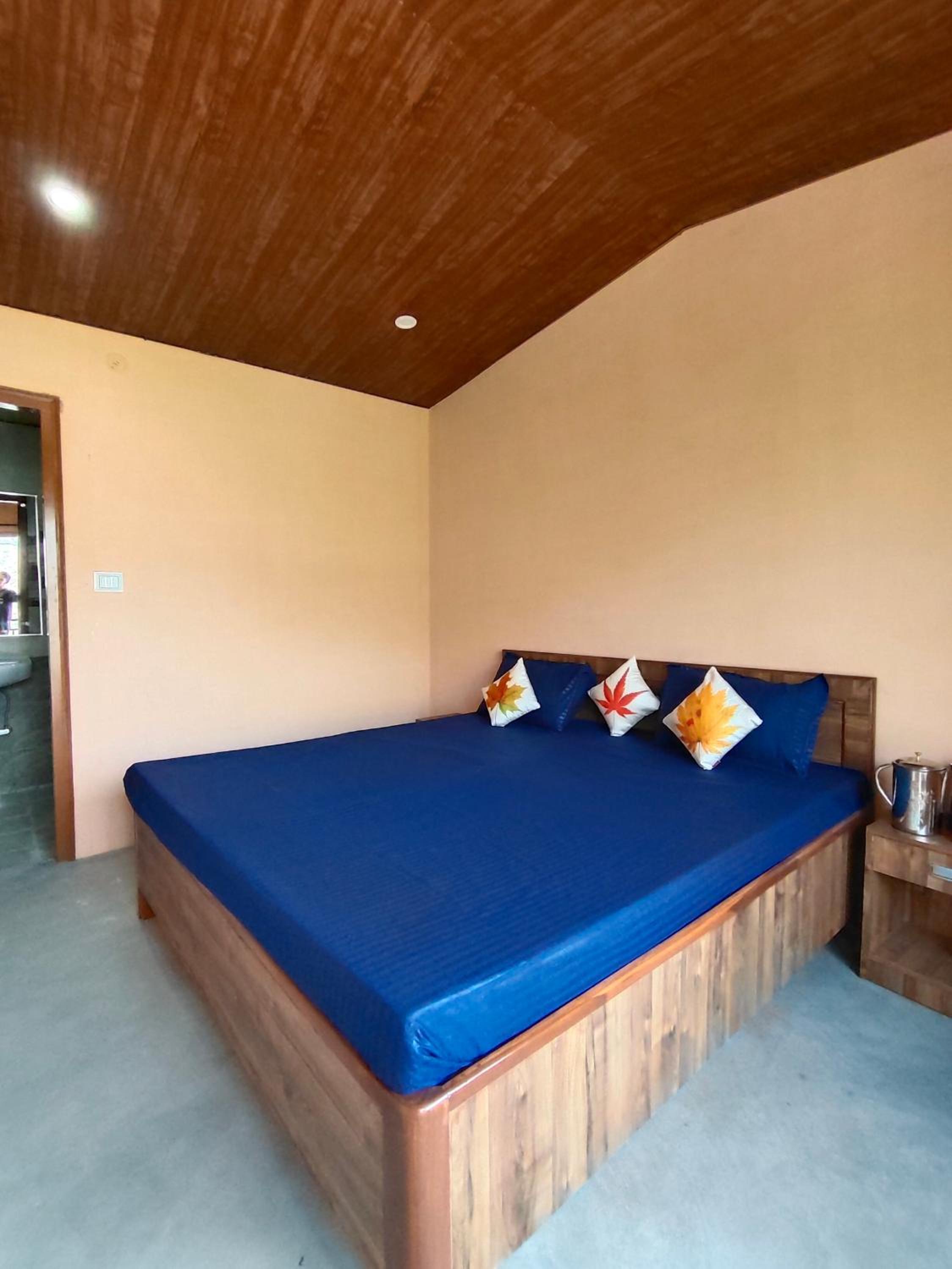 Shakoon Camps & Farmstay Nainital view 4
