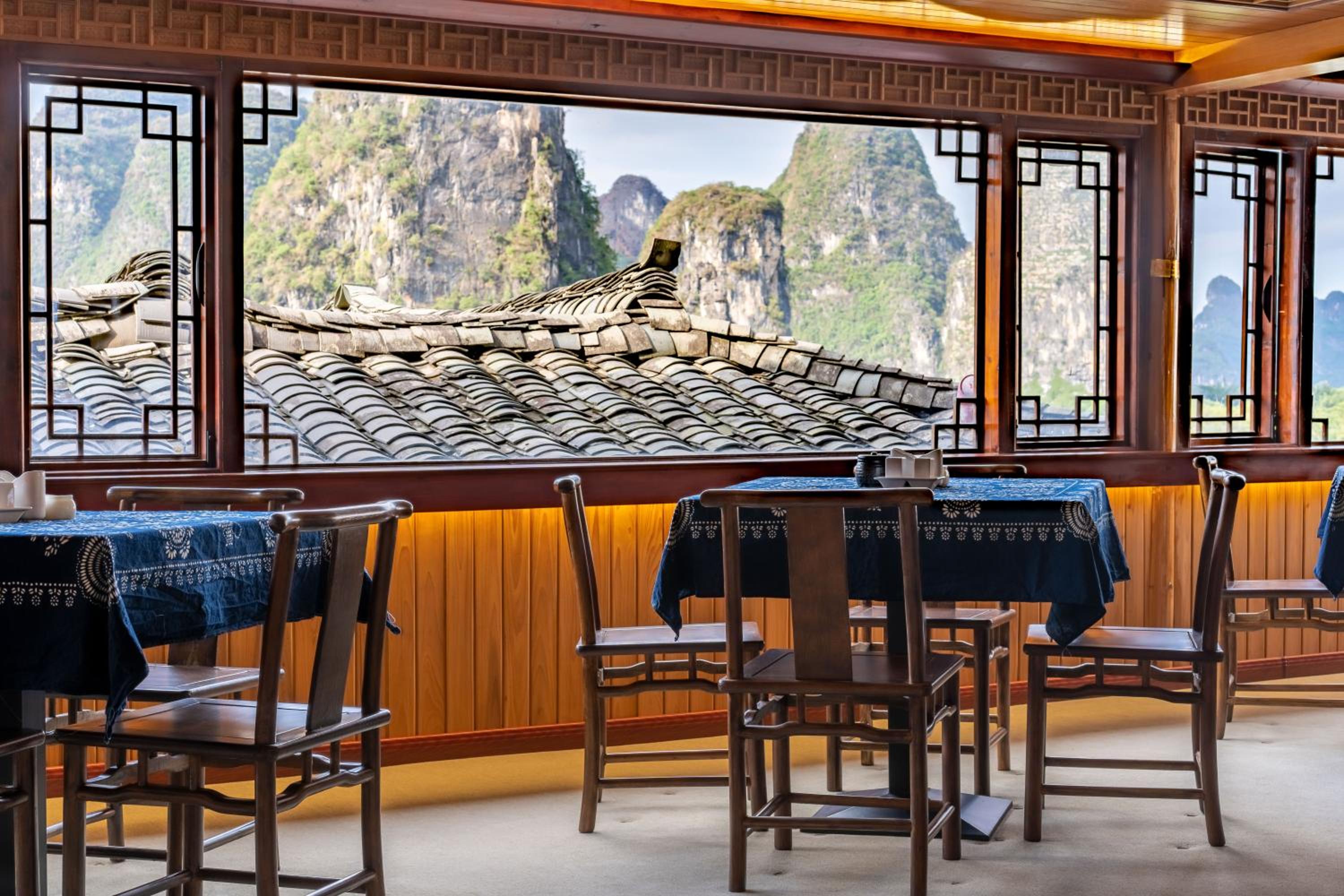 Li River Gallery Lodge