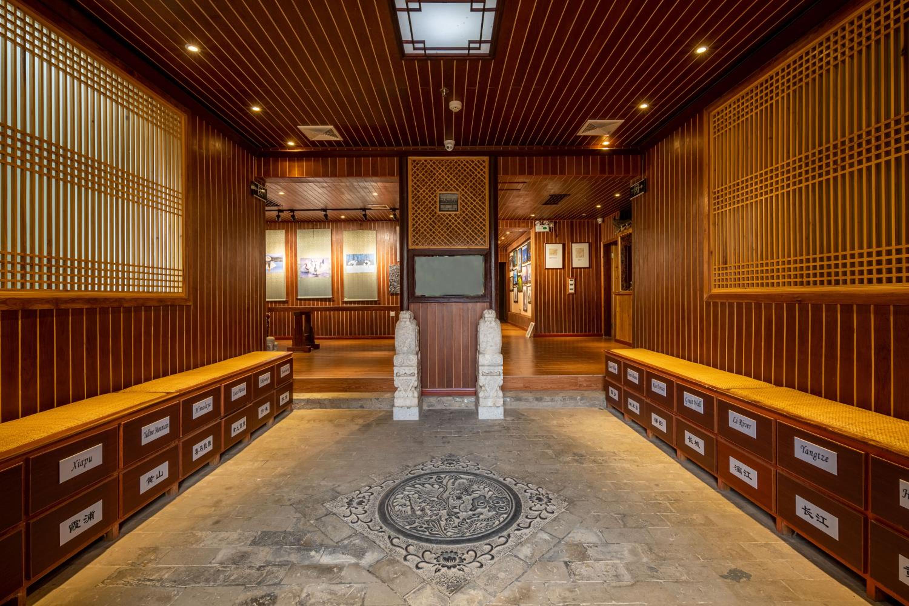 Li River Gallery Lodge