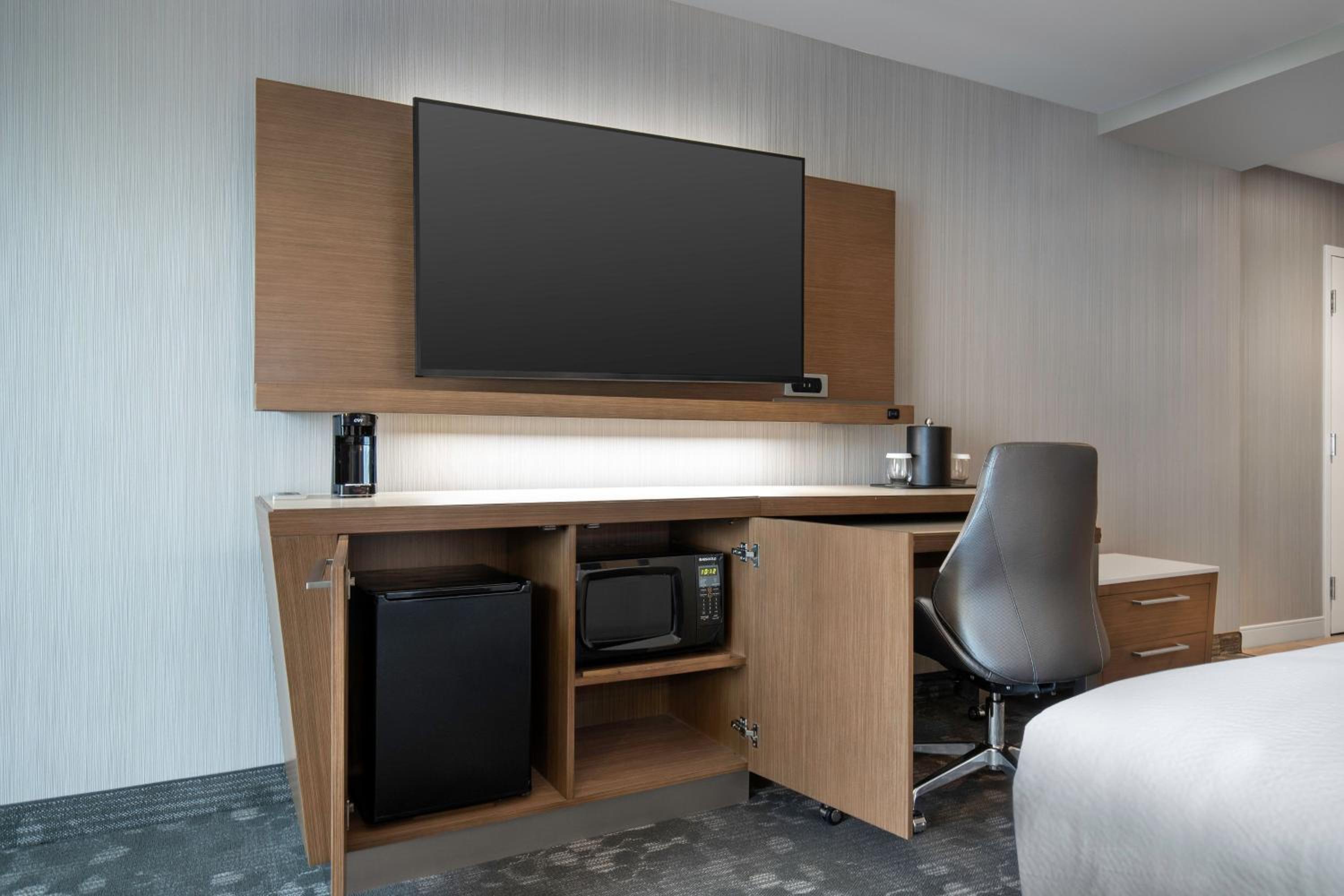 Nanaimo Vacations - Courtyard by Marriott Nanaimo - Property Image 20