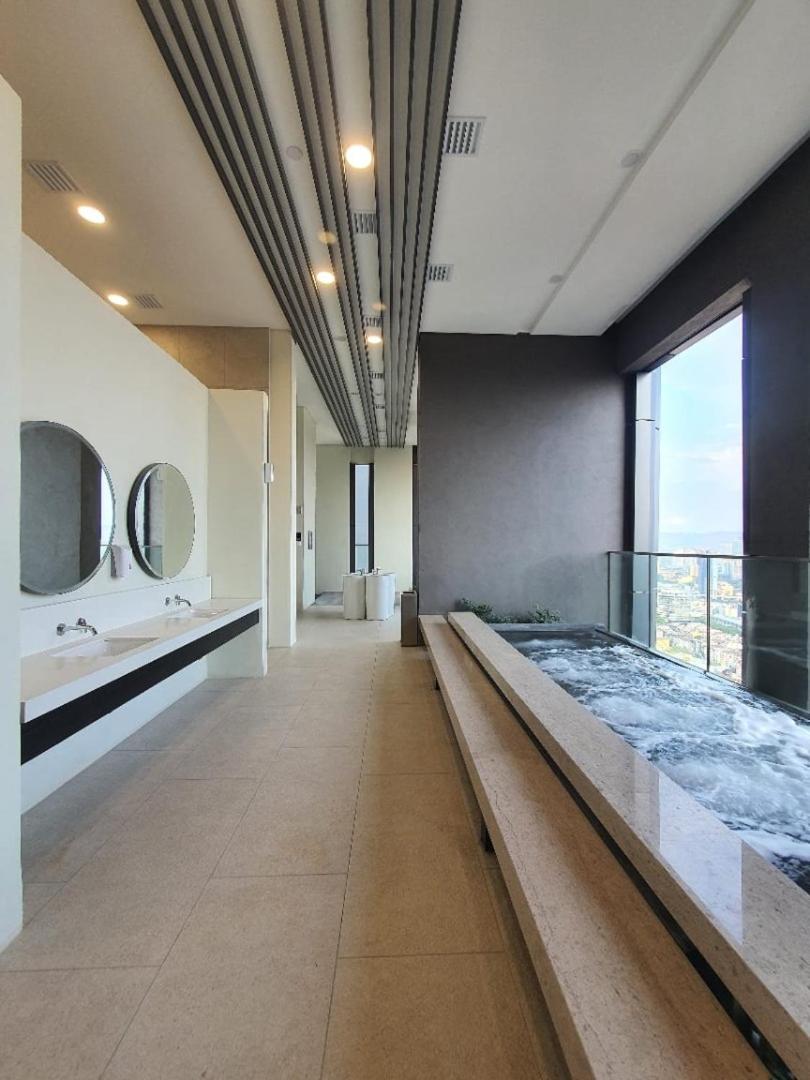 Maxhome Cozy at Lucentia Bukit Bintang City Centre KL