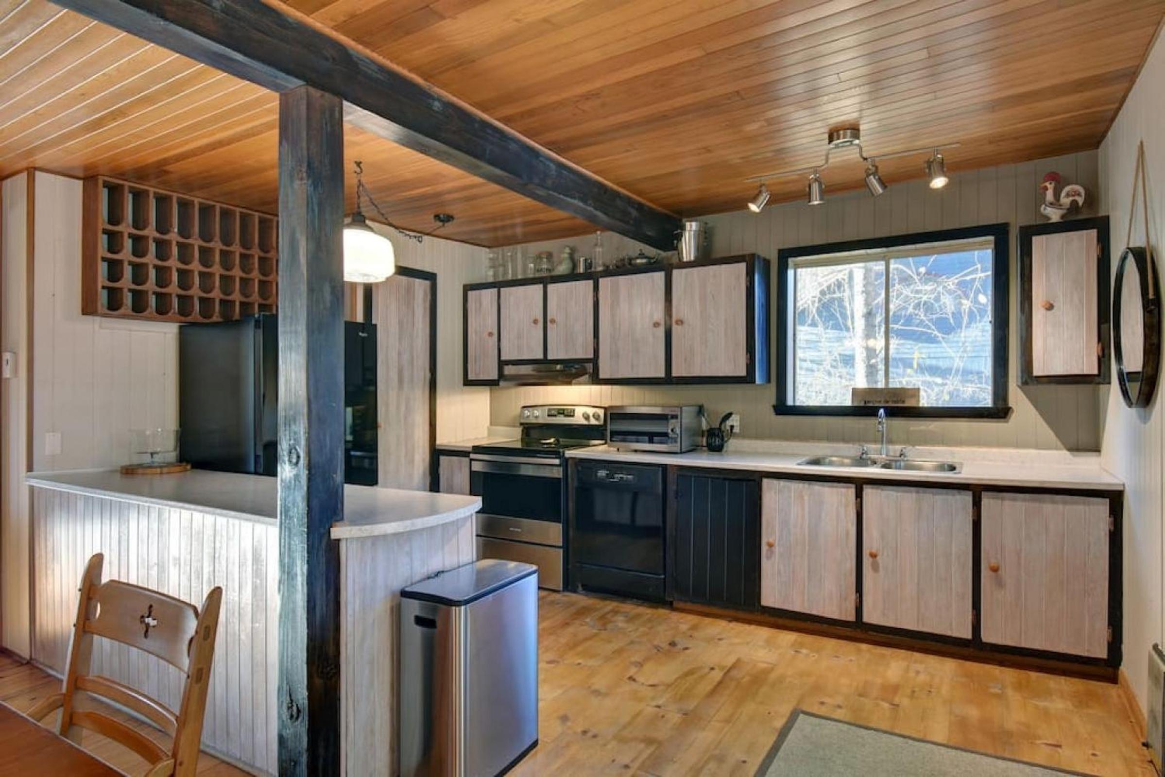The Woodland Cabin by Instant Suites - Old Village Mont-Tremblant