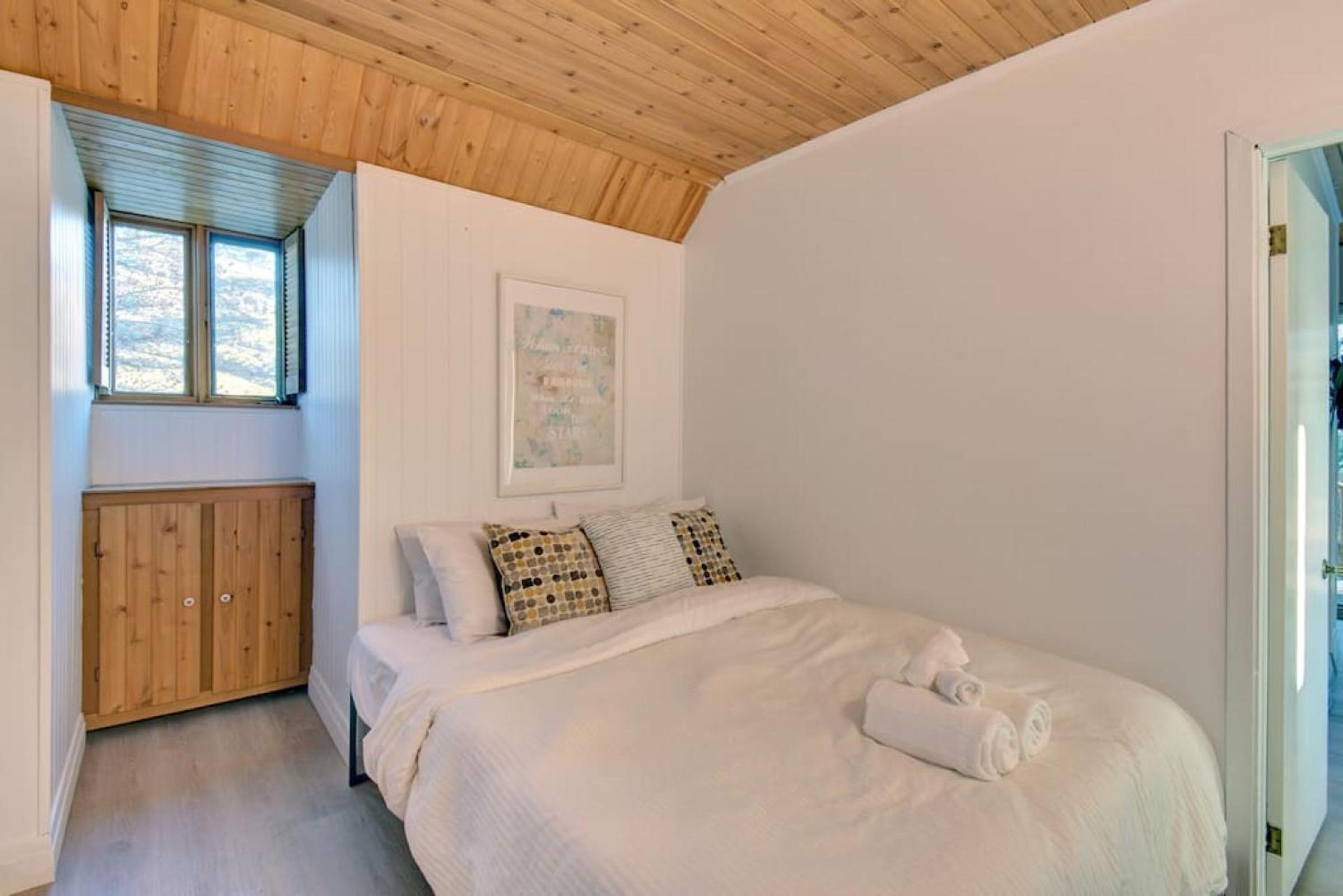 The Woodland Cabin by Instant Suites - Old Village Mont-Tremblant