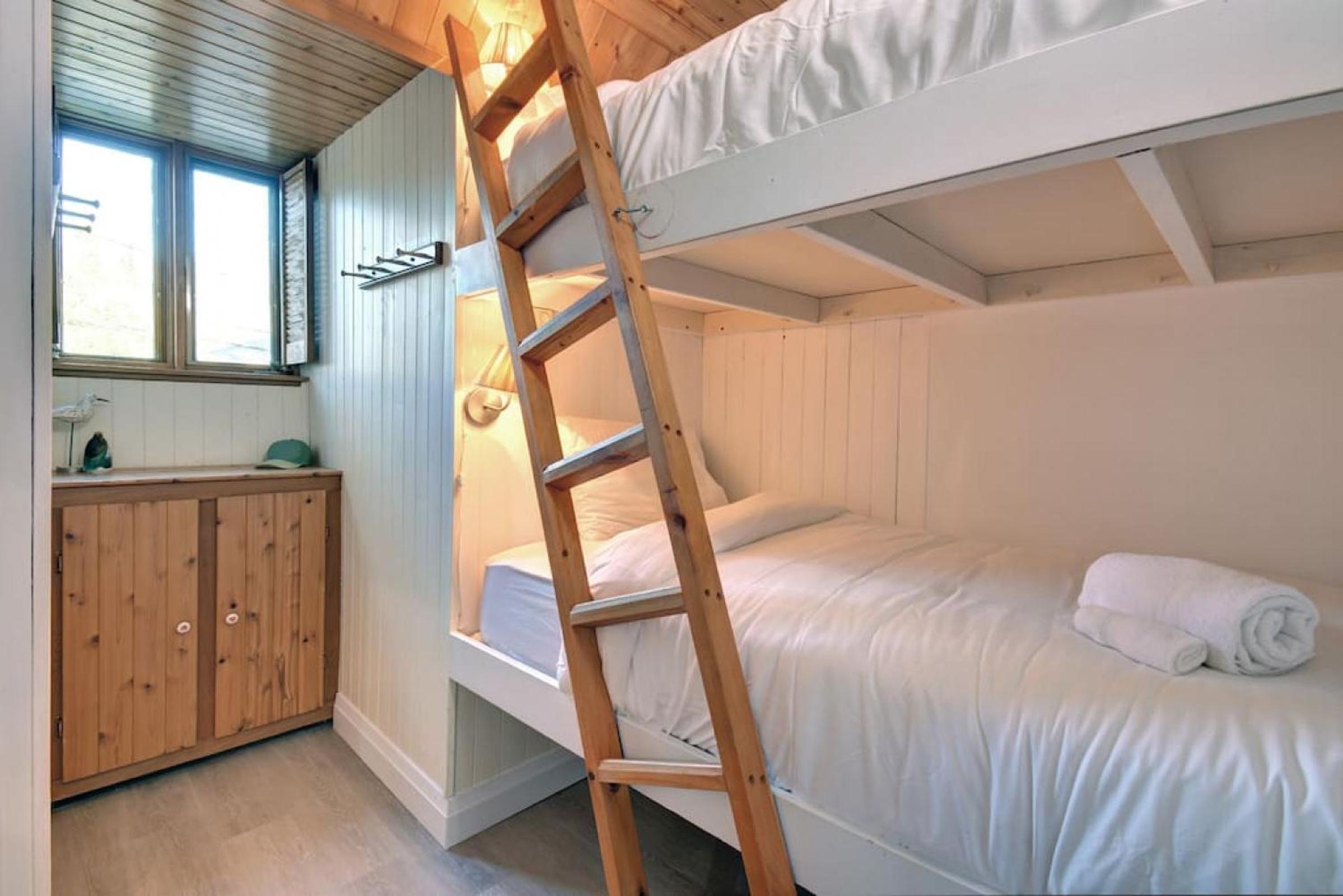 The Woodland Cabin by Instant Suites - Old Village Mont-Tremblant