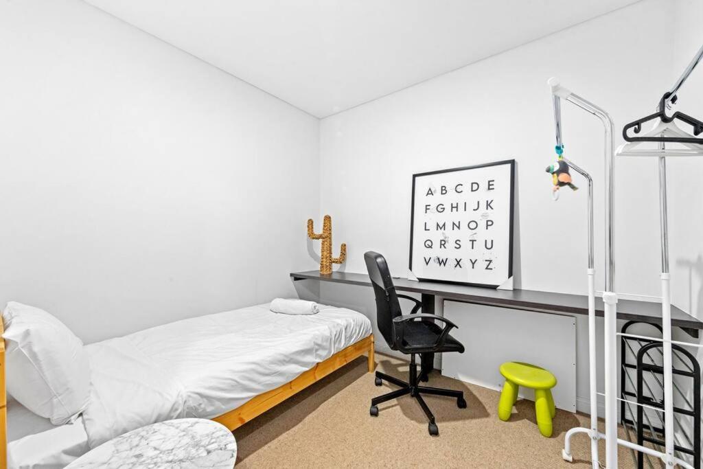 Four bedroom apartment with facilities in Olympic Park