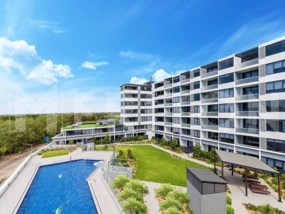 Four bedroom apartment with facilities in Olympic Park