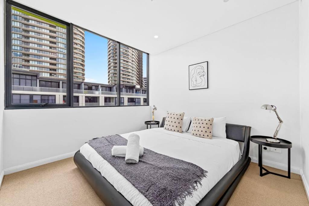Four bedroom apartment with facilities in Olympic Park