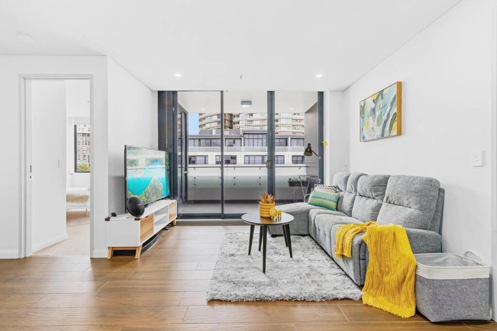 Four bedroom apartment with facilities in Olympic Park