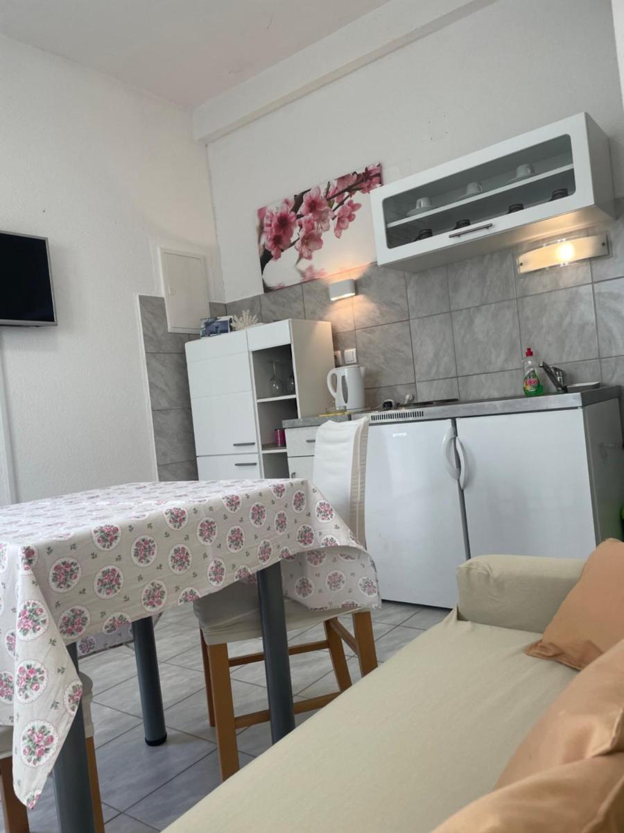 apartmani Isabella - Ilda Radonic view 5