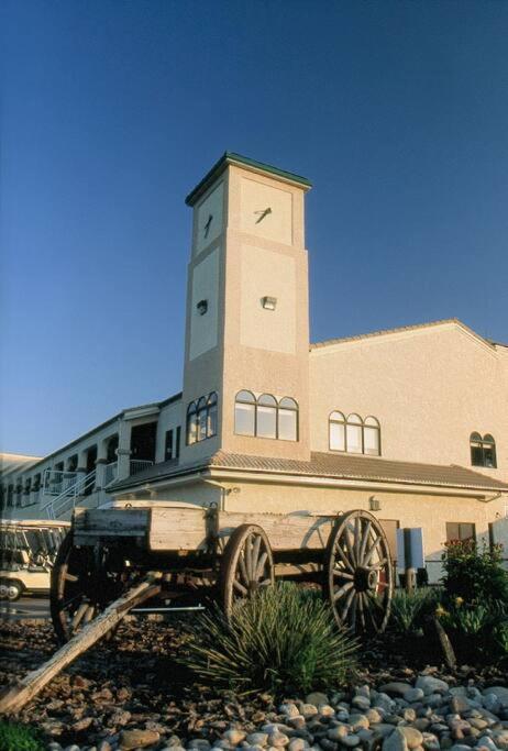 Lethbridge Vacations - Paradise Canyon Golf Resort, Signature Luxury Villa 382 - Property Image 5